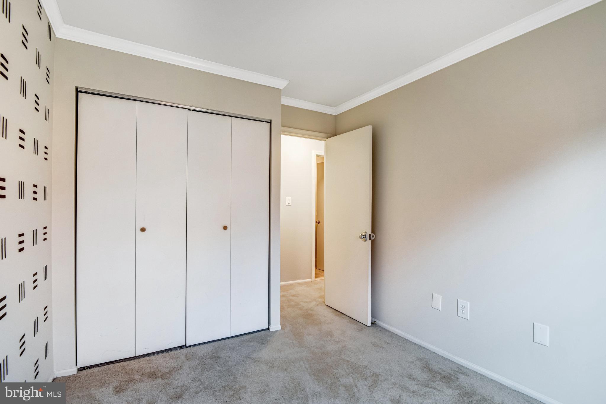 FLINT HILL MANOR - Residential