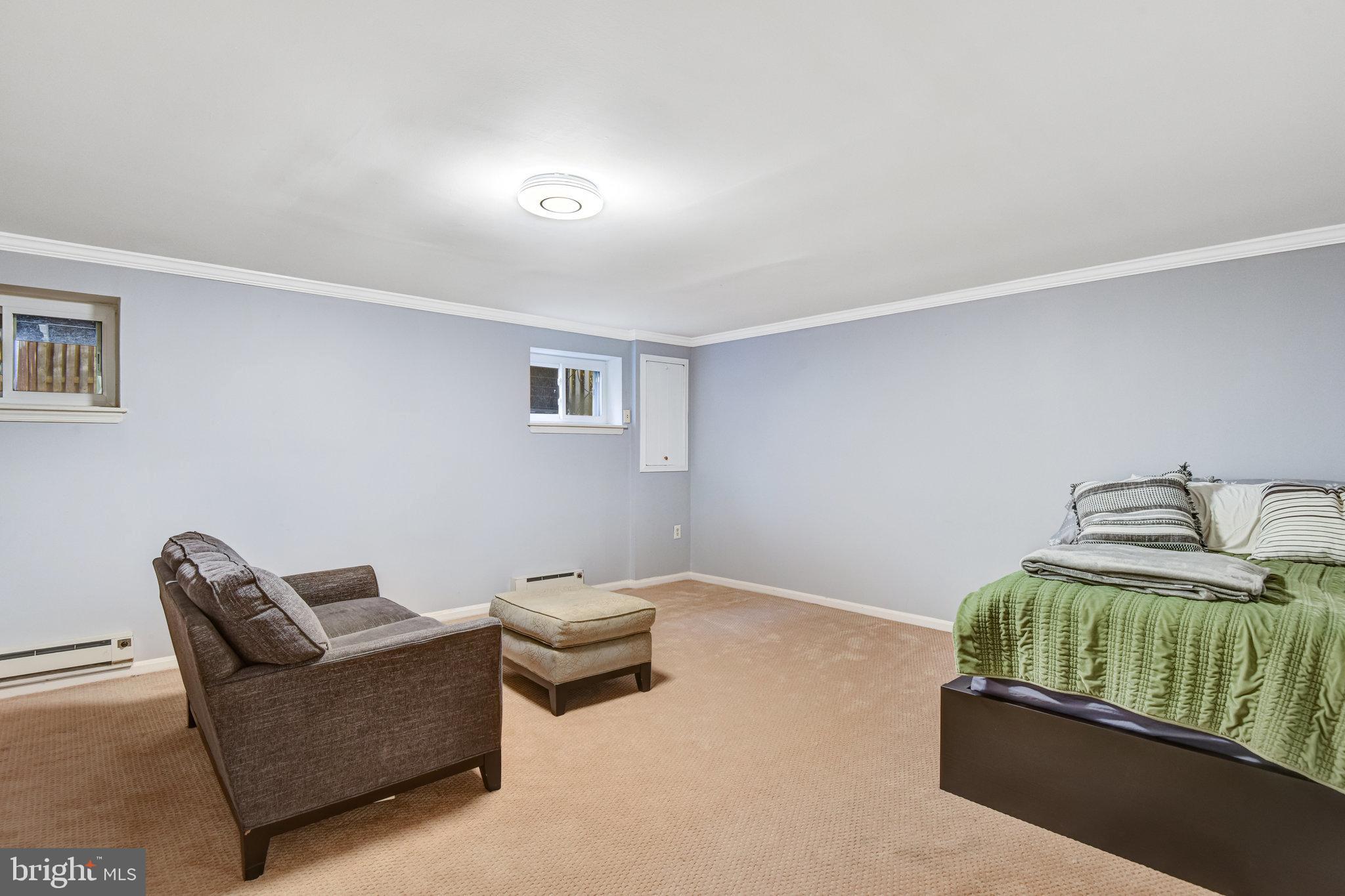 FLINT HILL MANOR - Residential