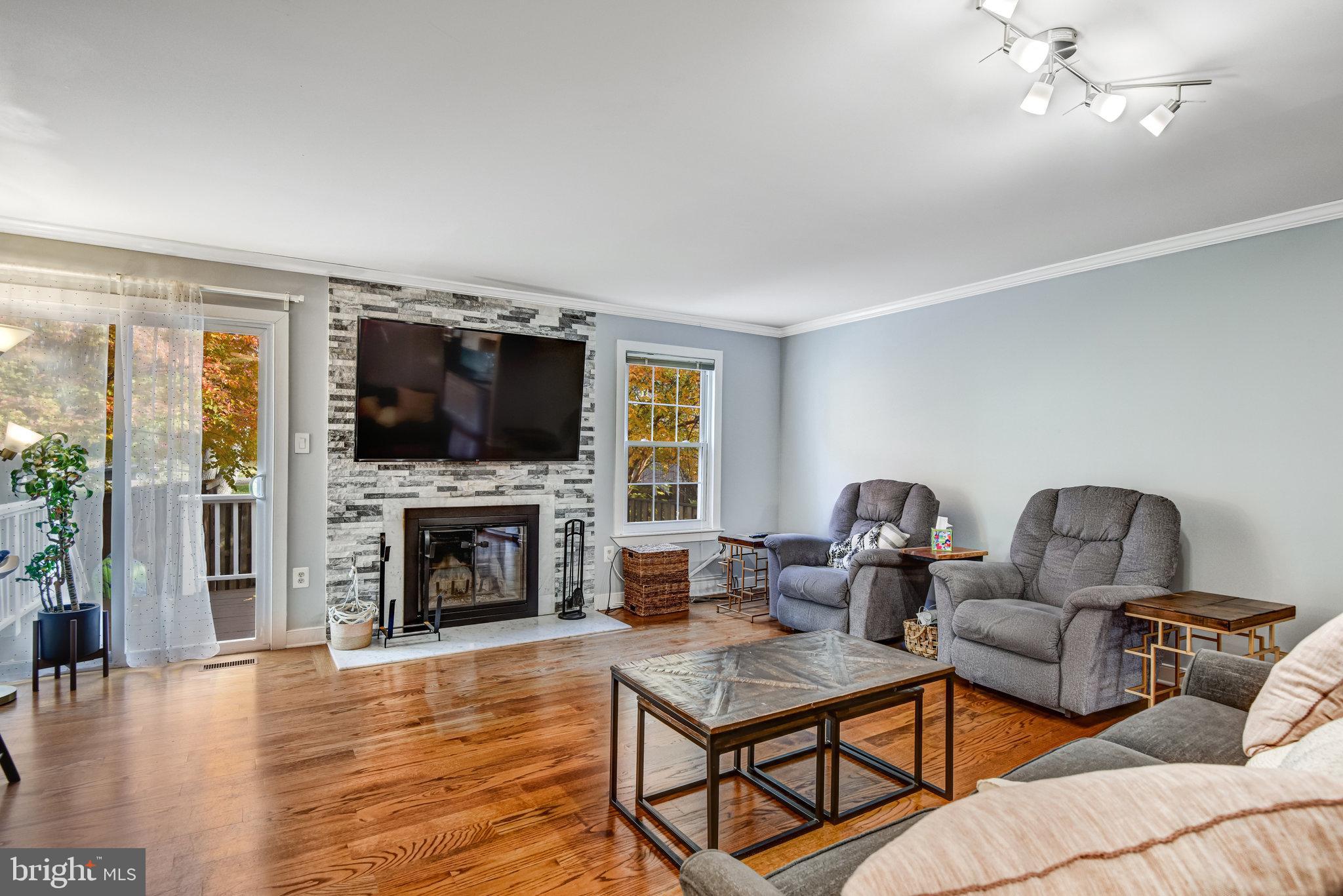 FLINT HILL MANOR - Residential