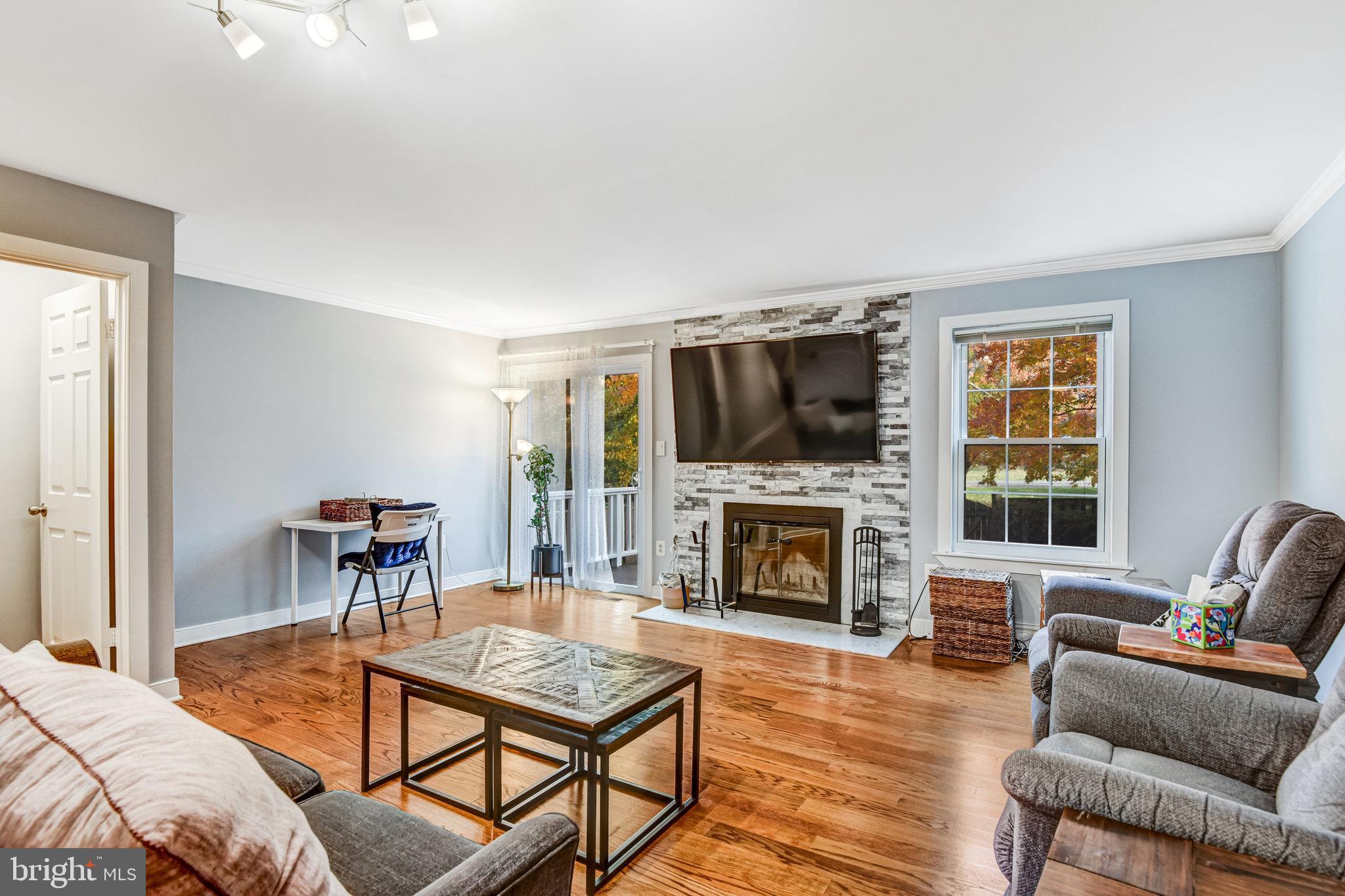 FLINT HILL MANOR - Residential