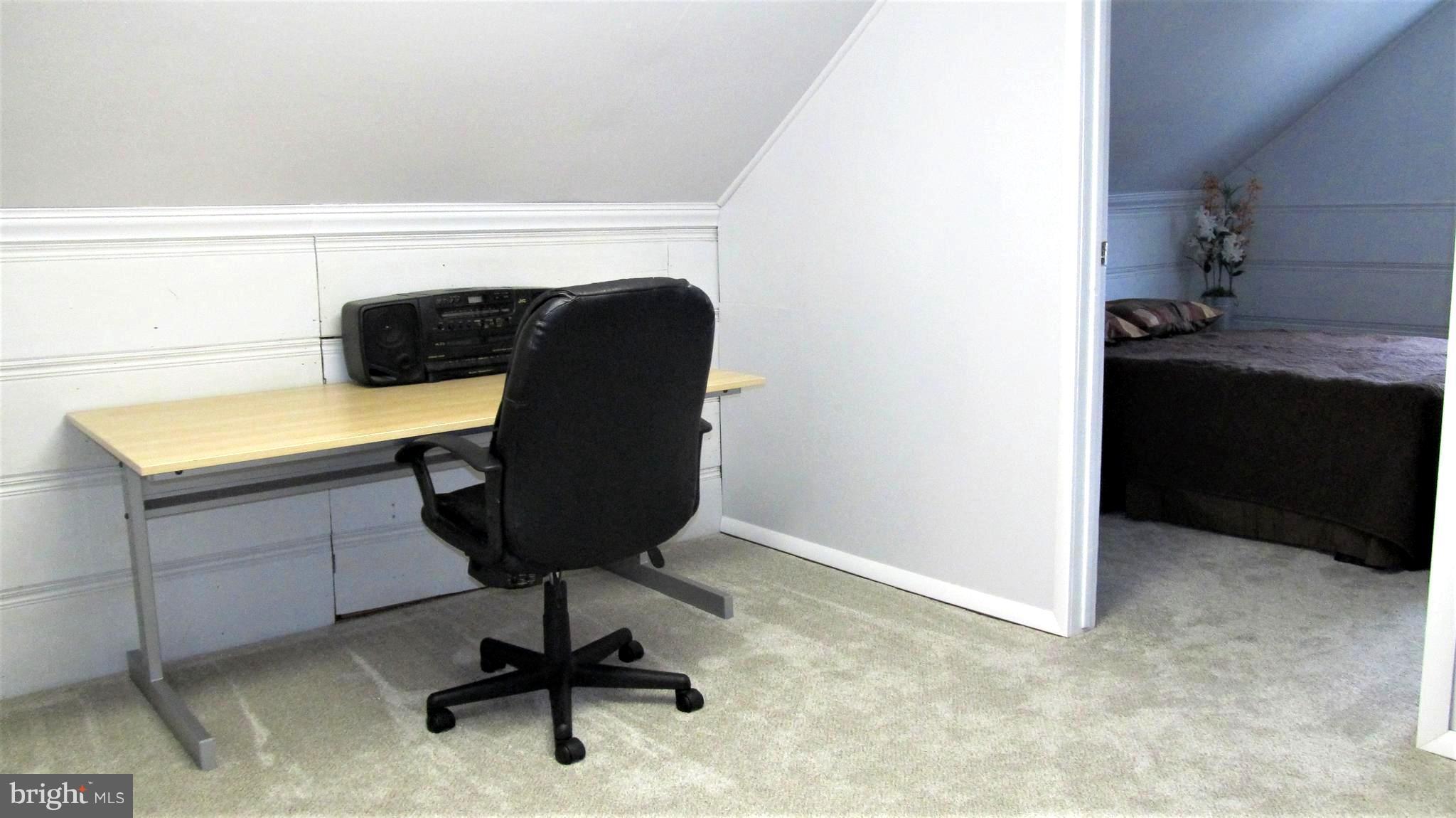 KINGSTON HEIGHTS - Residential