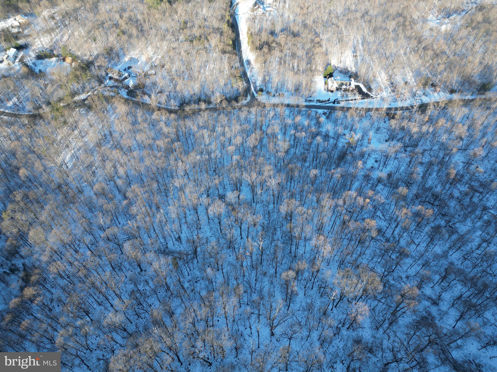 ROUND TOP ESTATES - Land