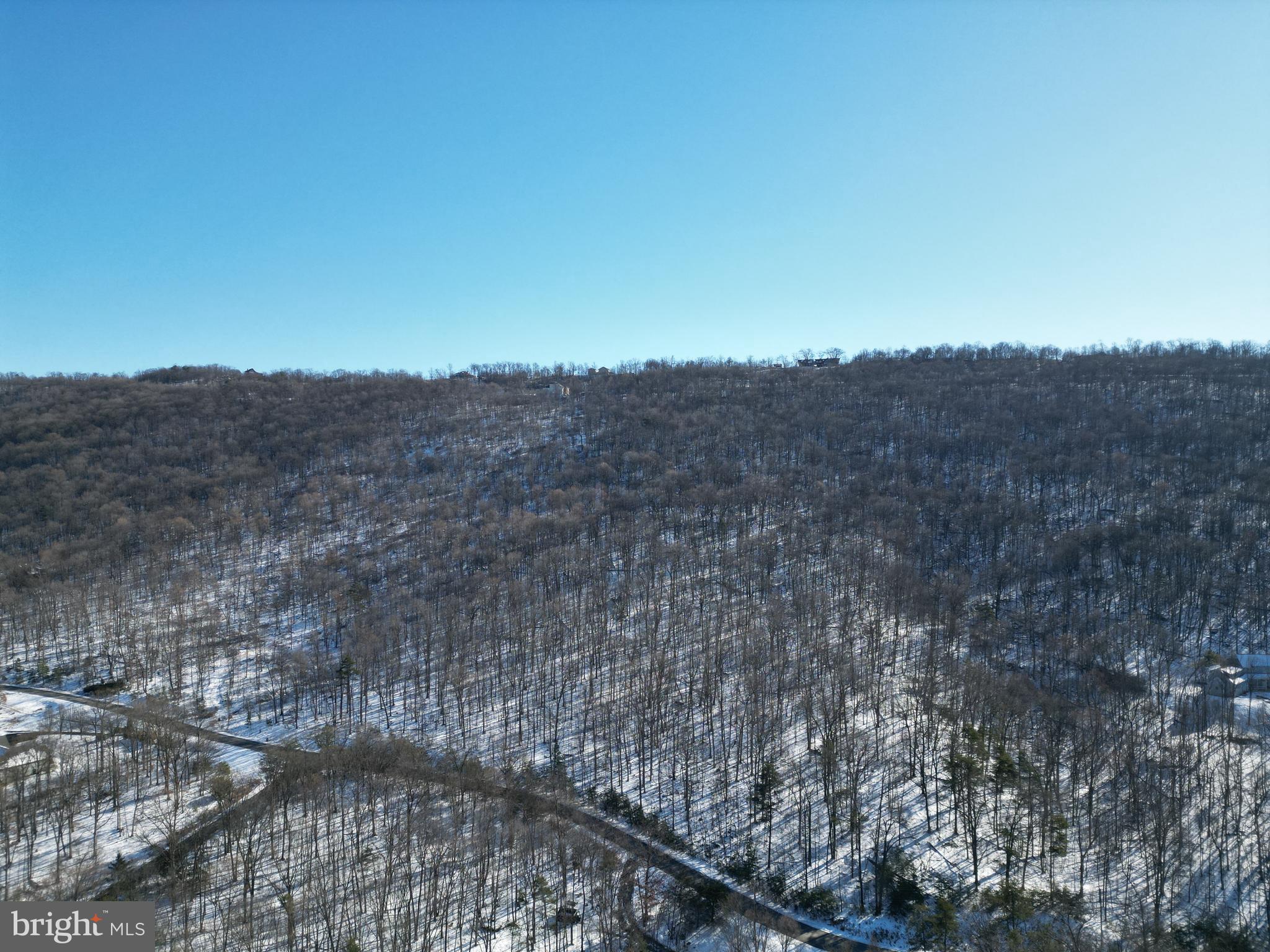 ROUND TOP ESTATES - Land