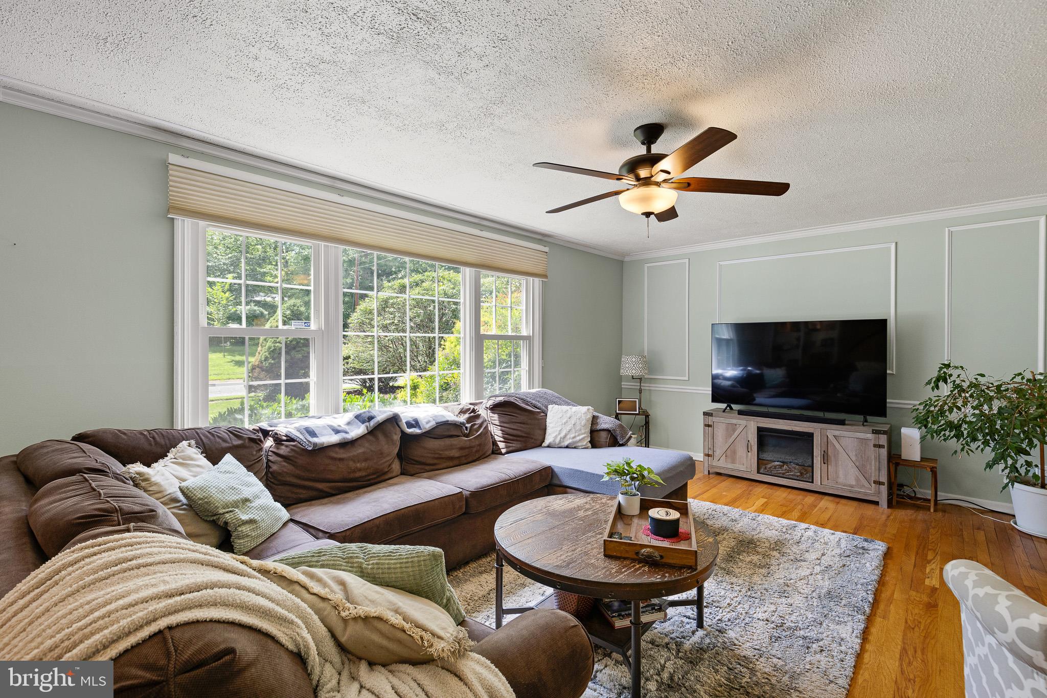 805 ROCK LANE