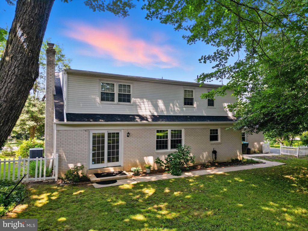 Photo of 202 Clover Drive, HOCKESSIN, DE 19707 (MLS # DENC2087700)