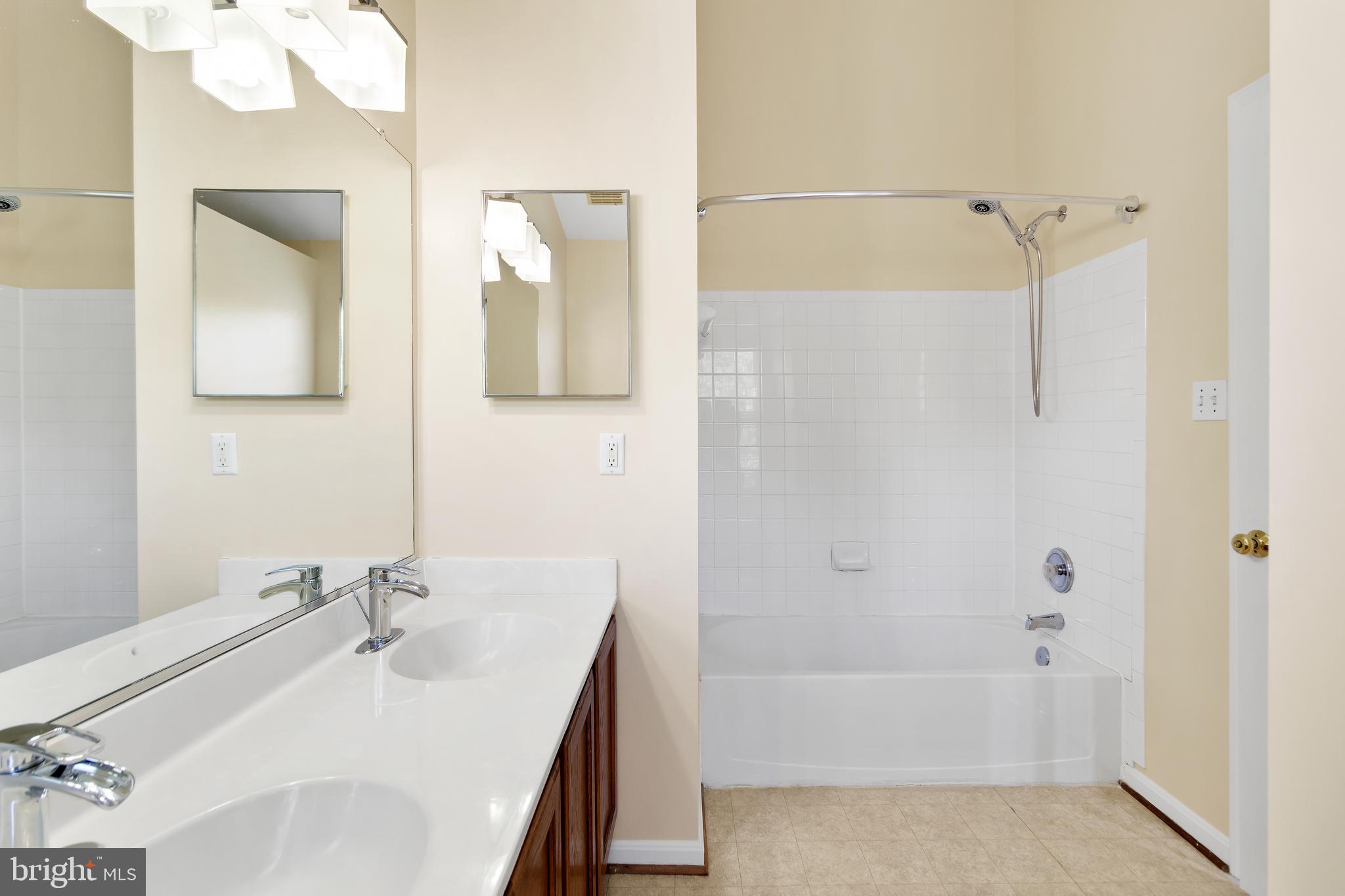 BERRY VALLEY - Residential