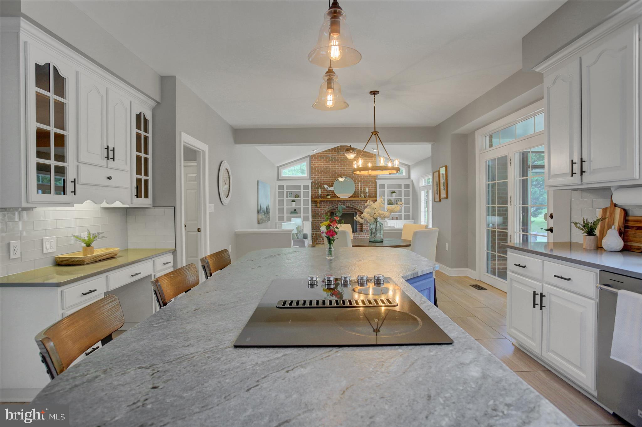 HIGHMEADOWS - Residential