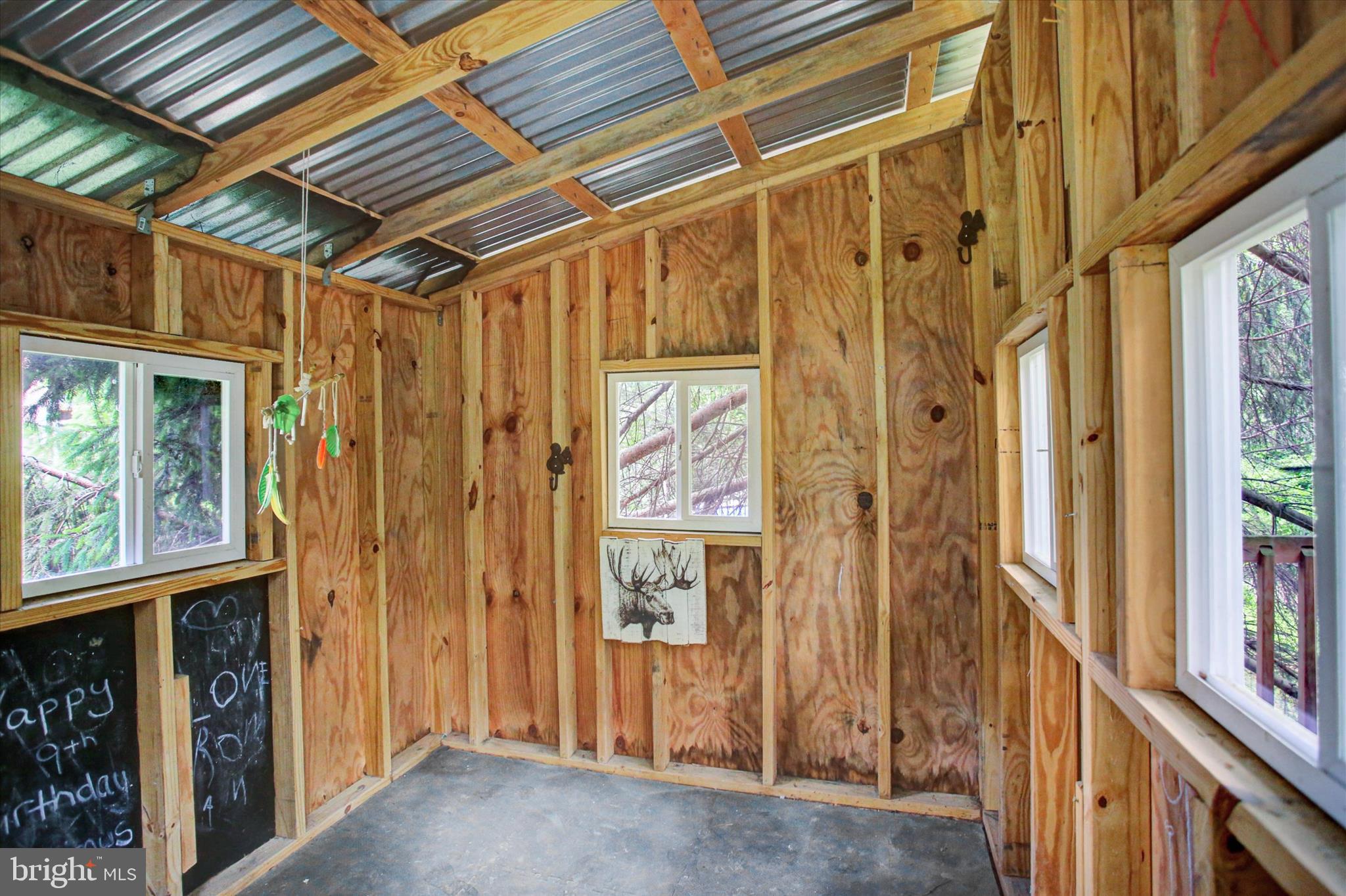 HIGHMEADOWS - Residential