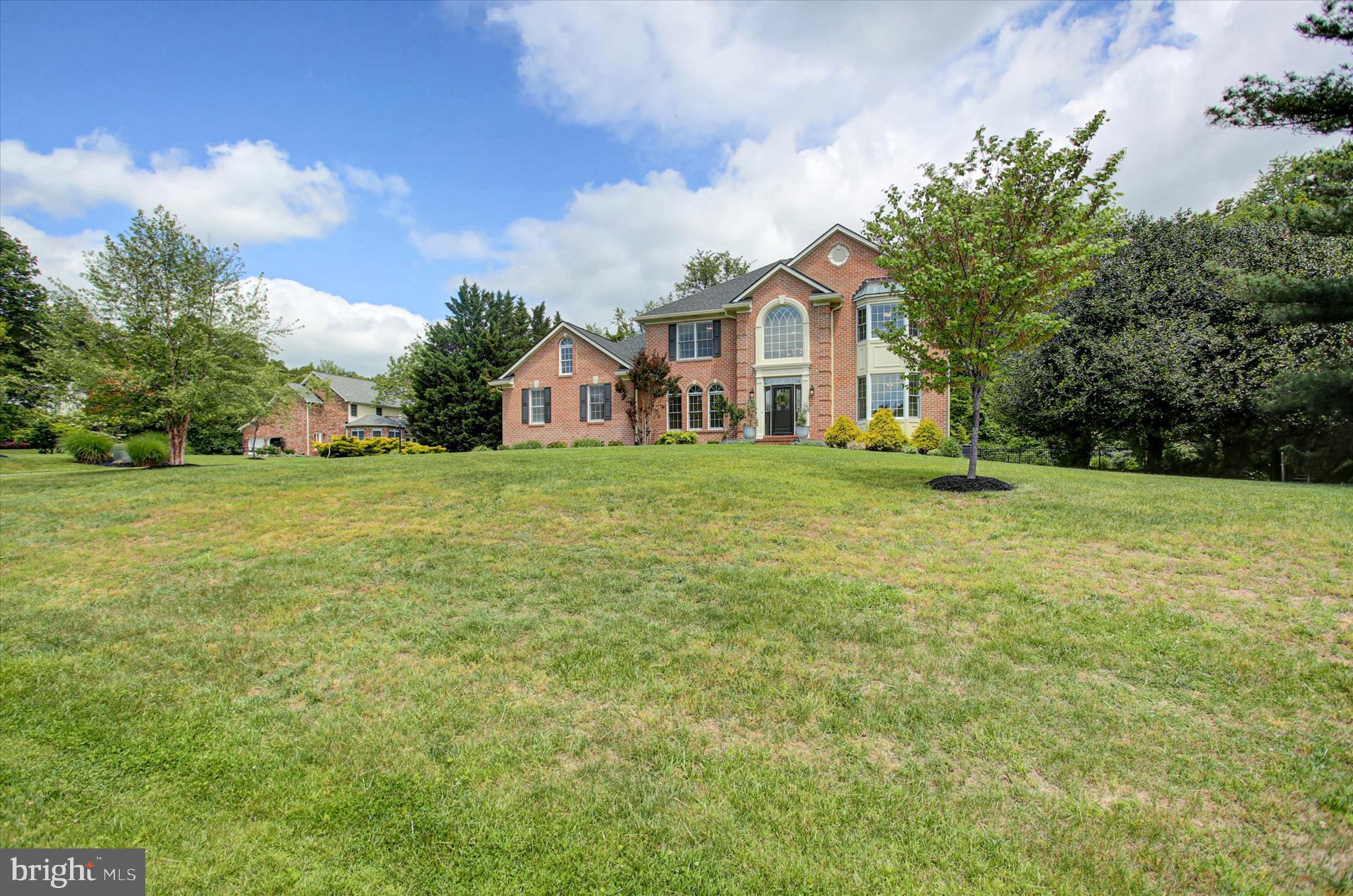 HIGHMEADOWS - Residential