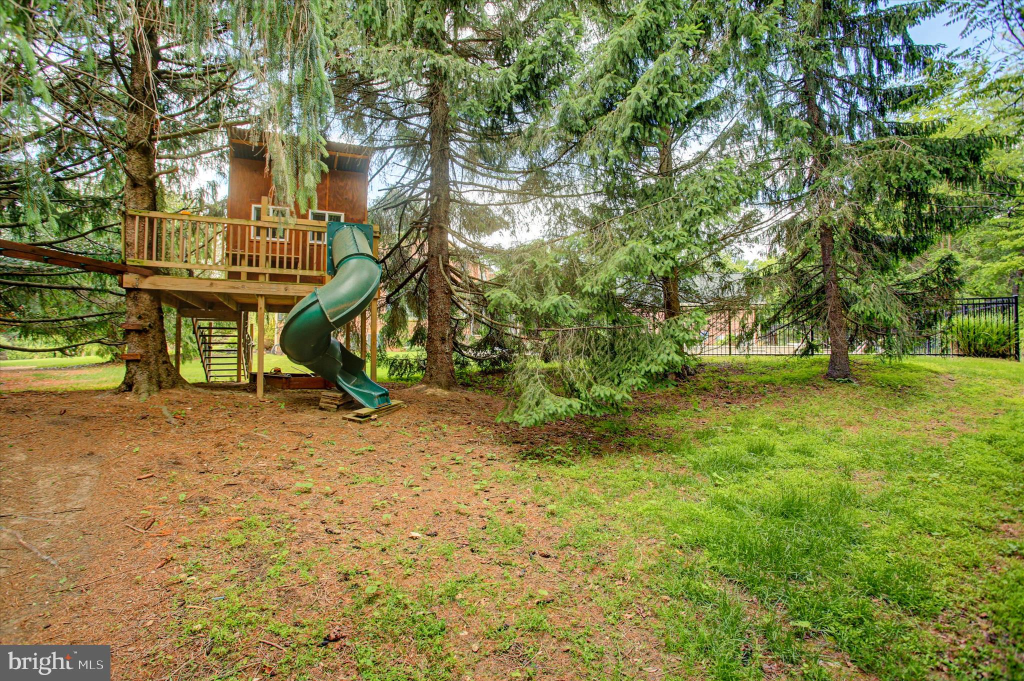 HIGHMEADOWS - Residential