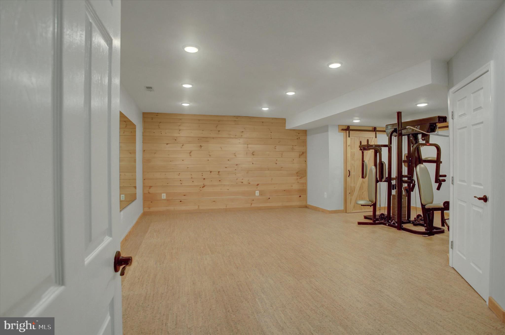 HIGHMEADOWS - Residential