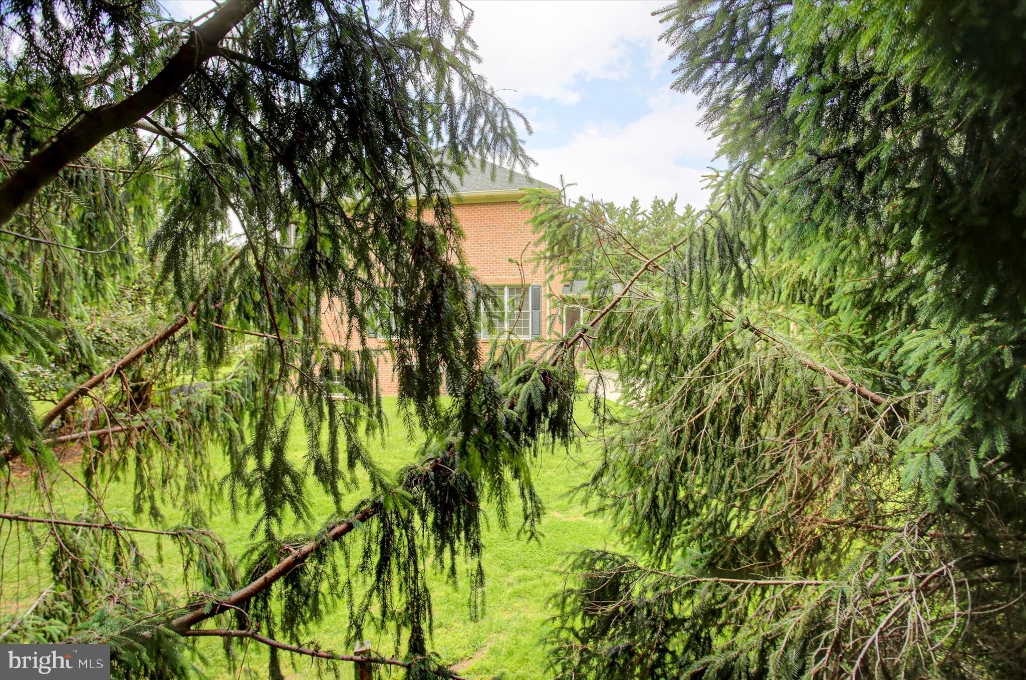HIGHMEADOWS - Residential