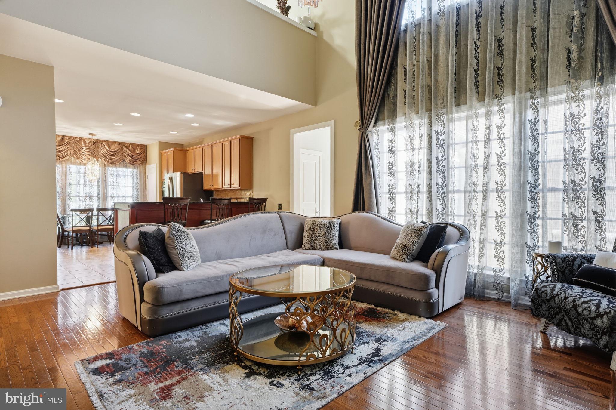 WOODMONT - Residential