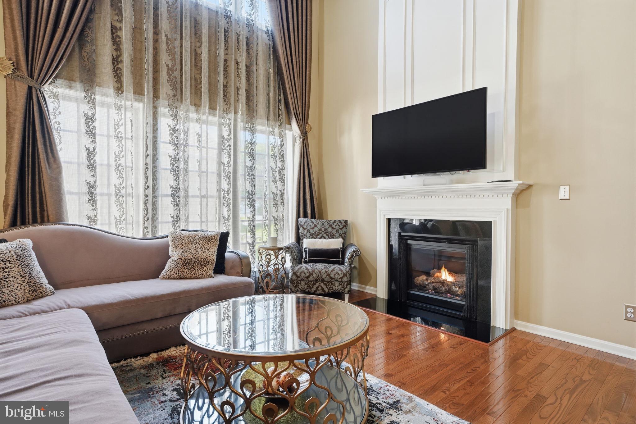 WOODMONT - Residential