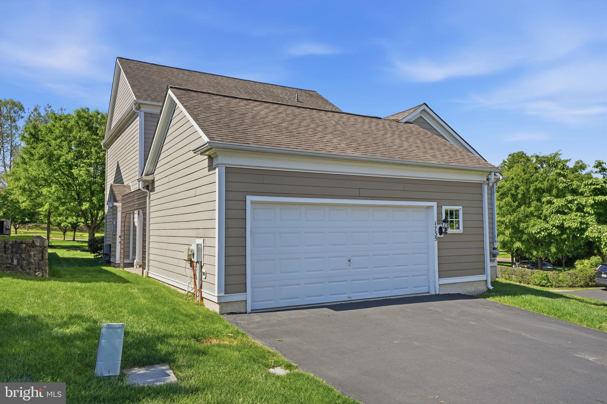 WOODMONT - Residential