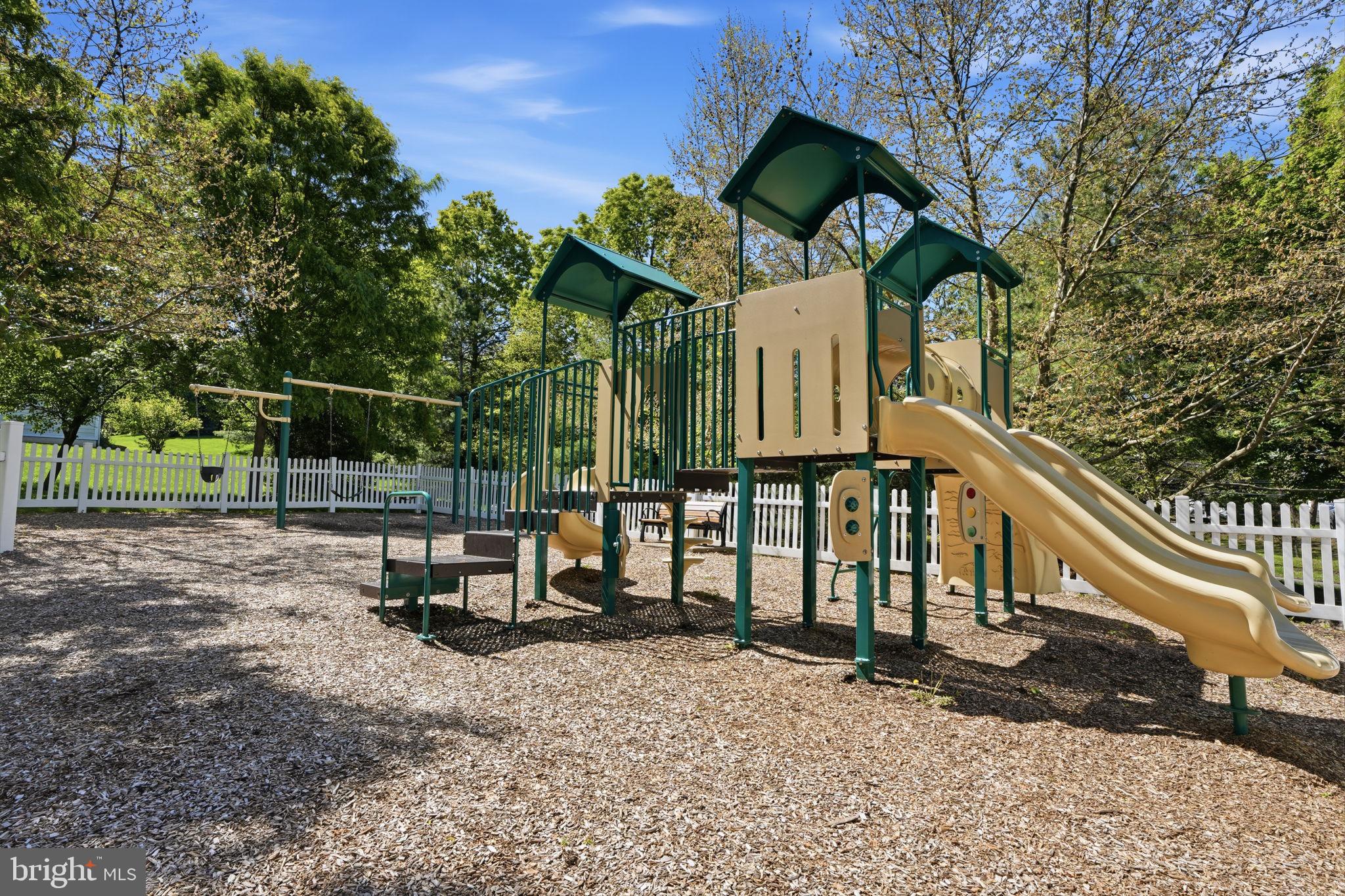 WOODMONT - Residential