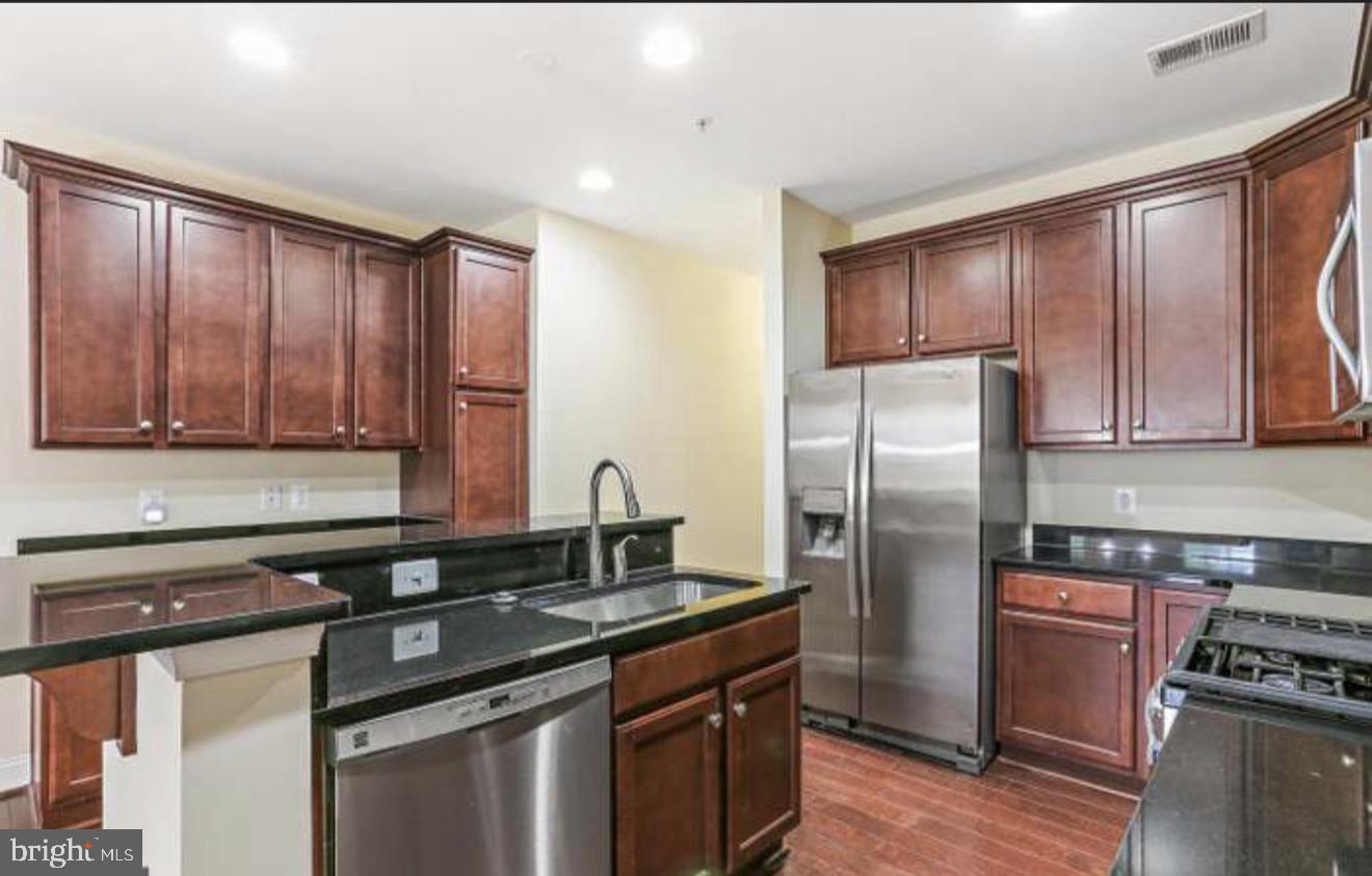 5921 LOGANS WAY 1 15