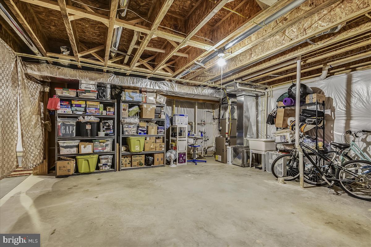 CHARLESTOWN CROSSING - Residential