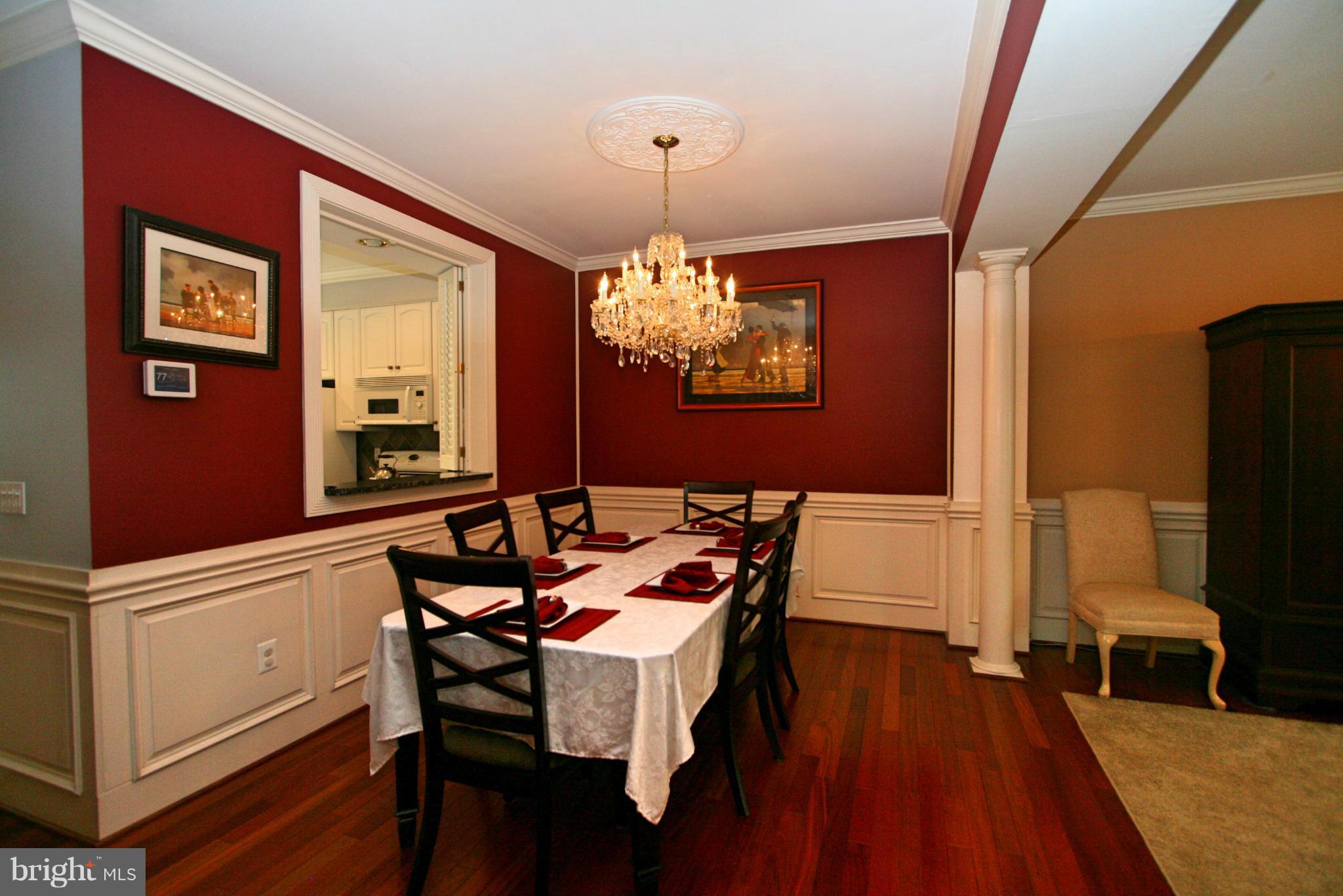 HUNTINGTON COMMONS - Residential