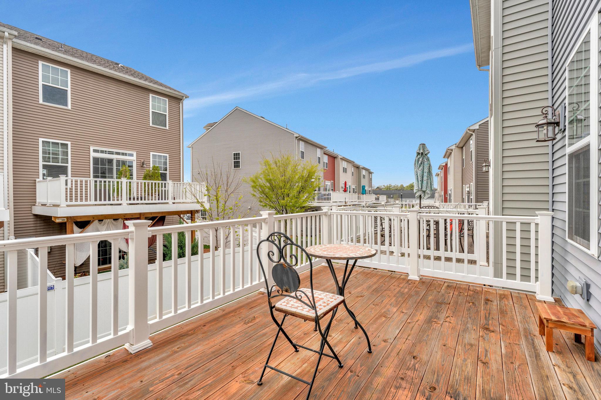 HERITAGE CROSSING TOWNS - Residential