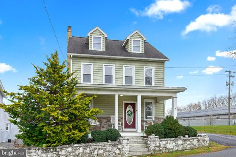 Photo of 11 Conestoga Avenue, EPHRATA, PA 17522 (MLS # PALA2062290)