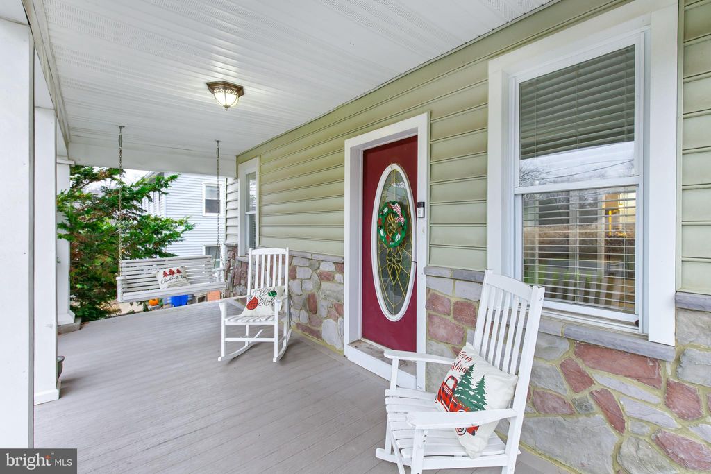 Photo of 11 Conestoga Avenue, EPHRATA, PA 17522 (MLS # PALA2062290)