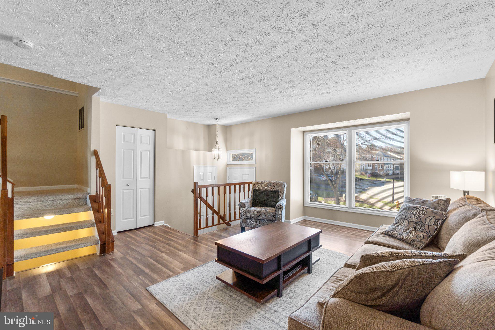 KINGS MEADE - Residential