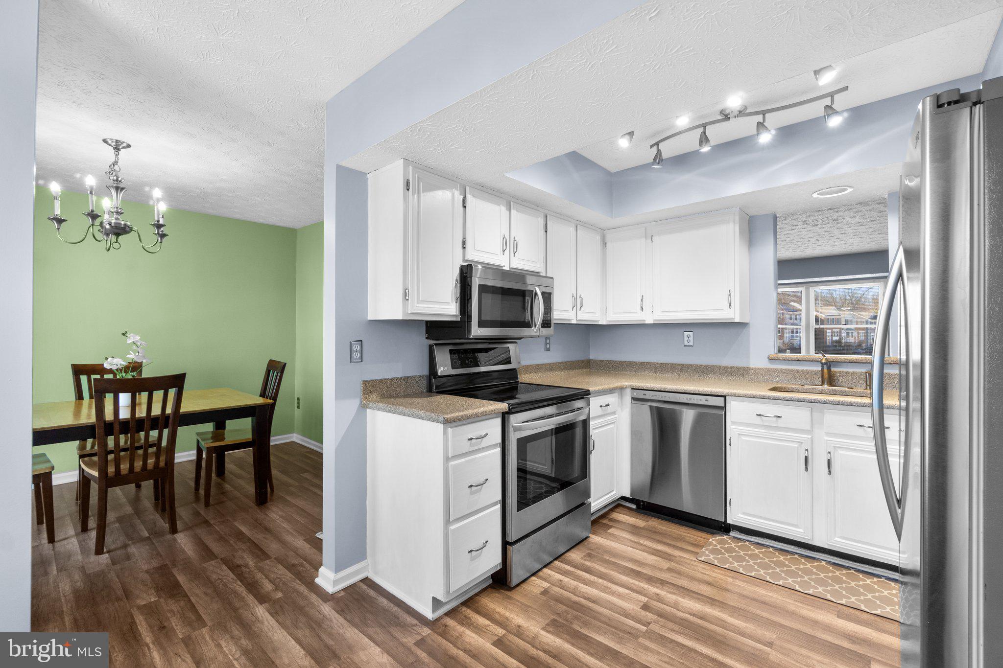 KINGS MEADE - Residential