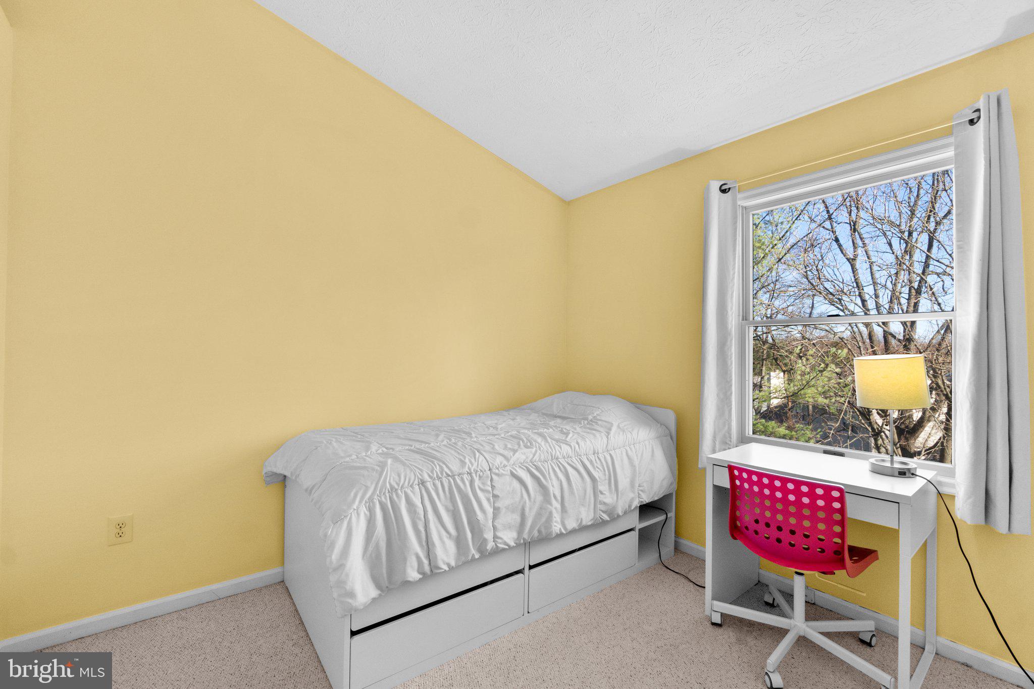 KINGS MEADE - Residential