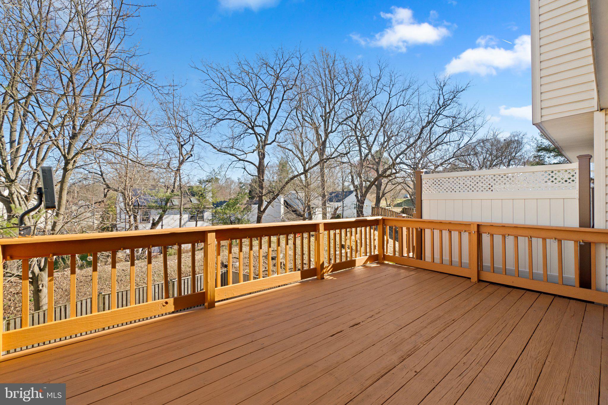 KINGS MEADE - Residential