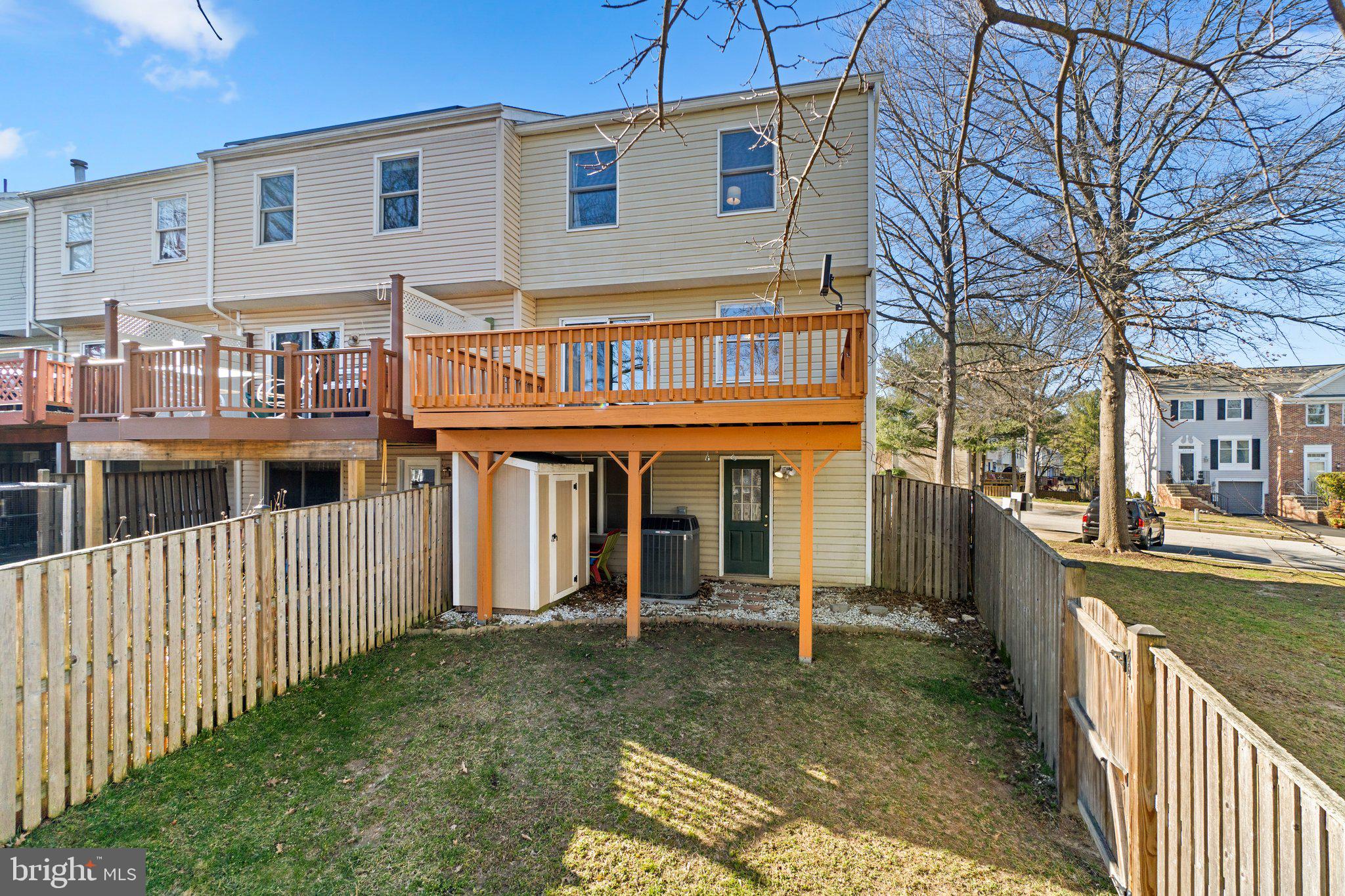 KINGS MEADE - Residential