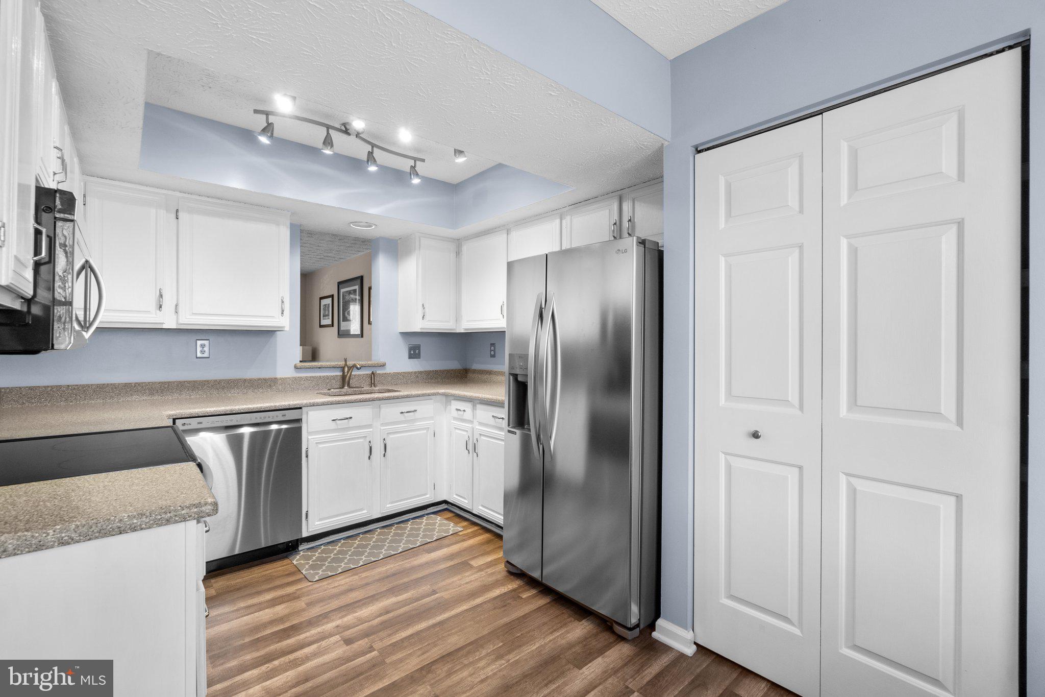 KINGS MEADE - Residential