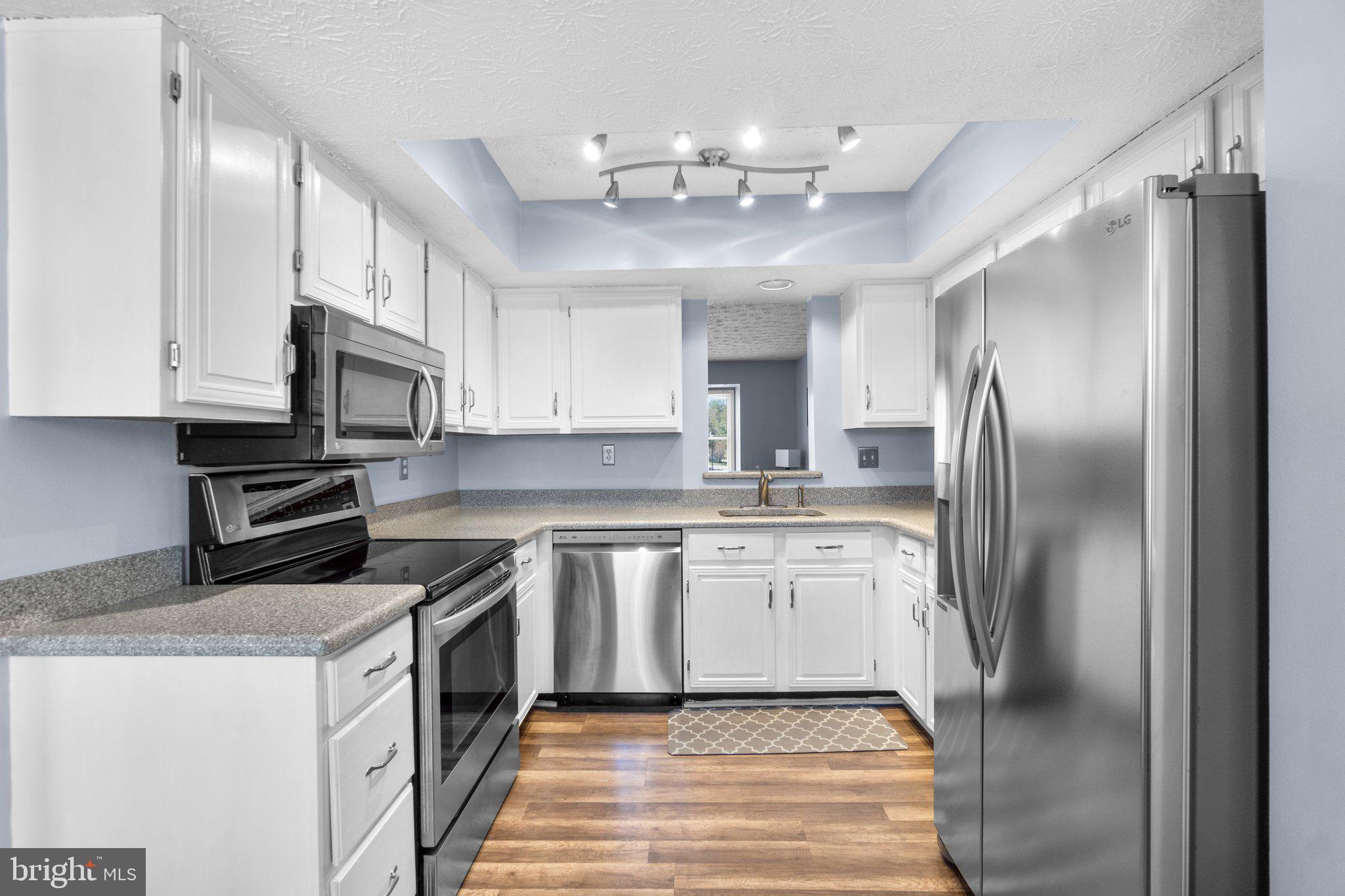 KINGS MEADE - Residential