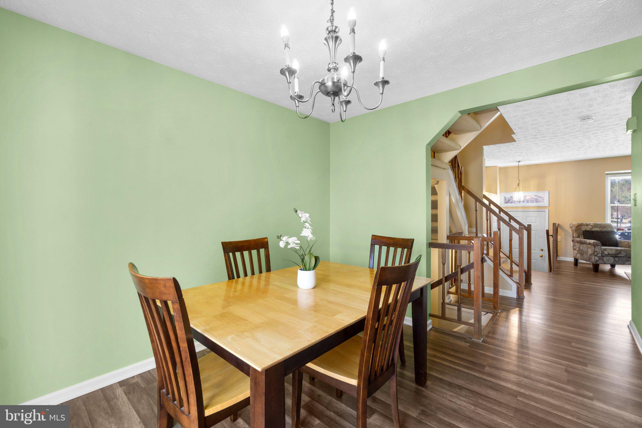 KINGS MEADE - Residential