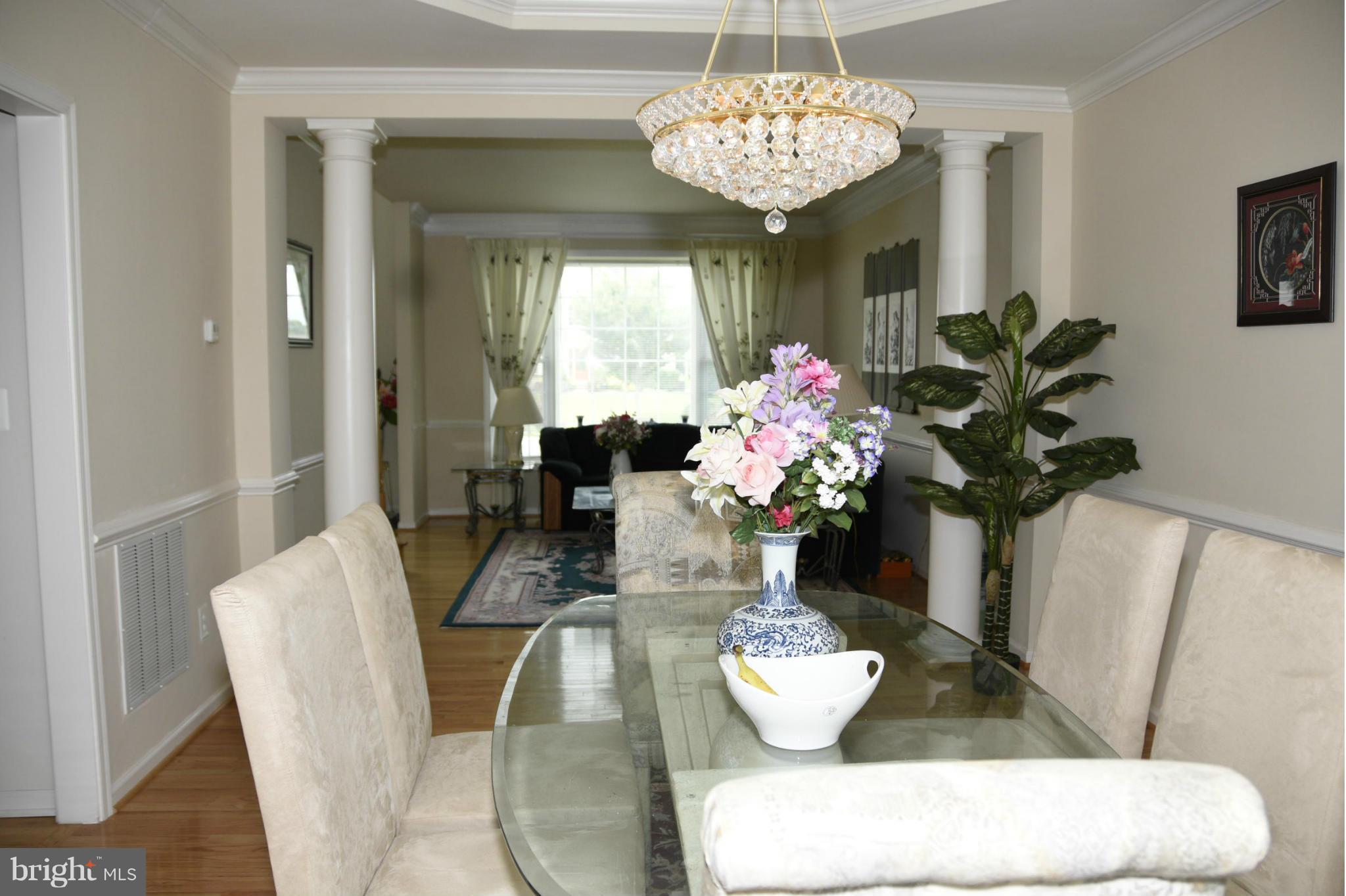 LOUDOUN VALLEY ESTATES - Residential Lease