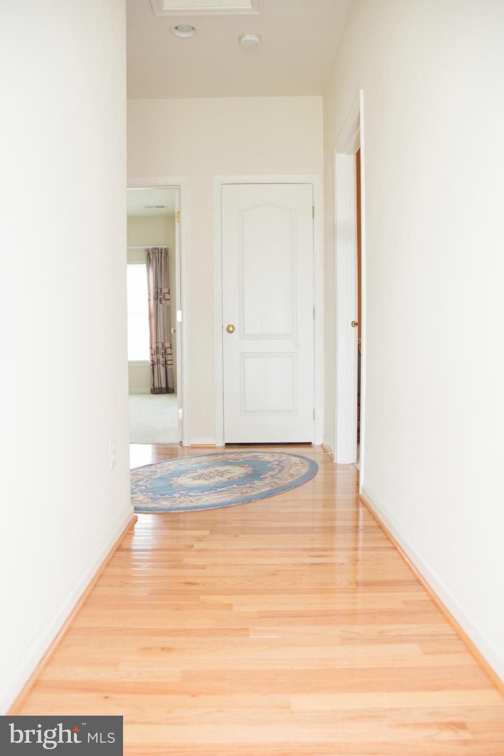 LOUDOUN VALLEY ESTATES - Residential Lease