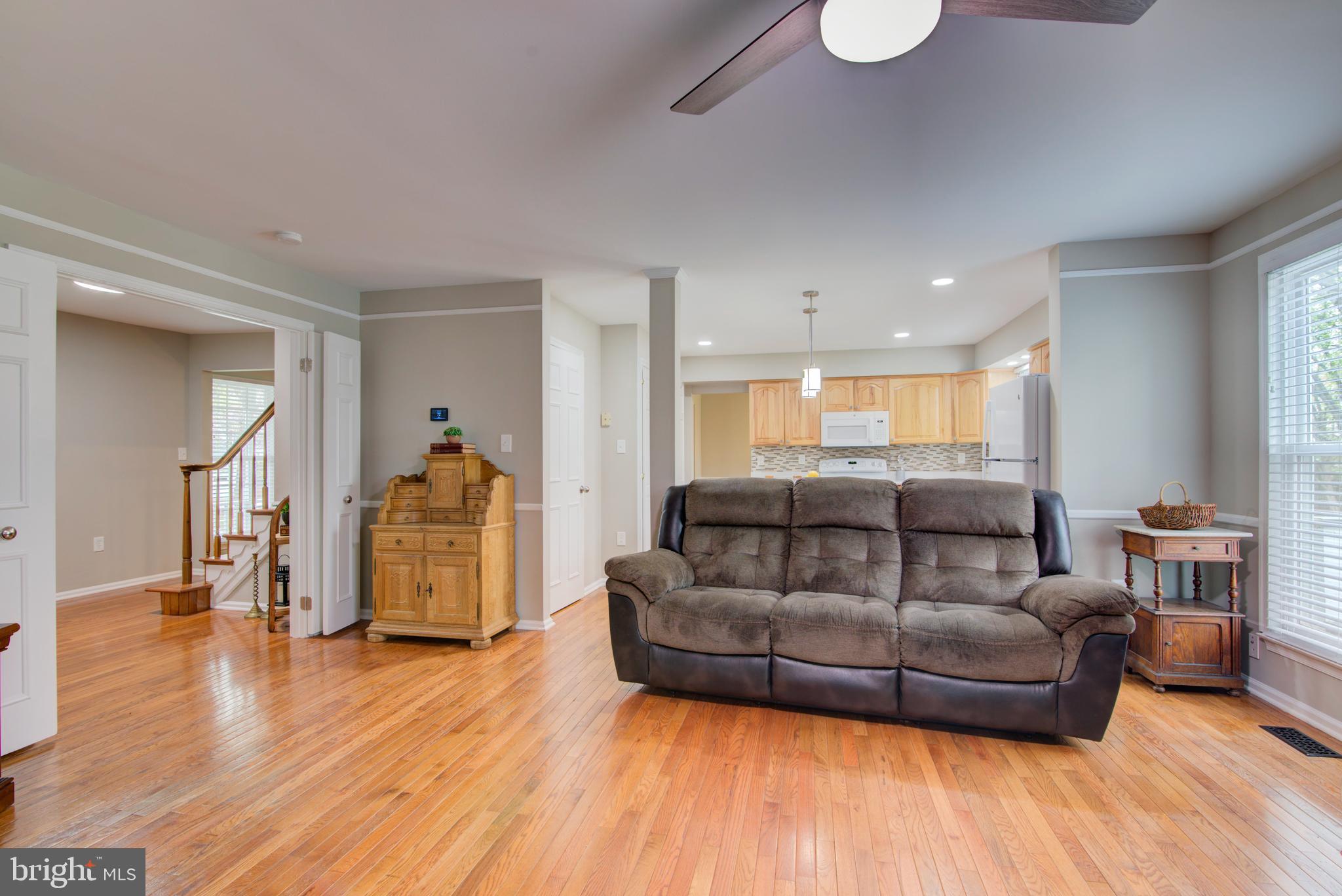 LAKE RIDGE - Residential