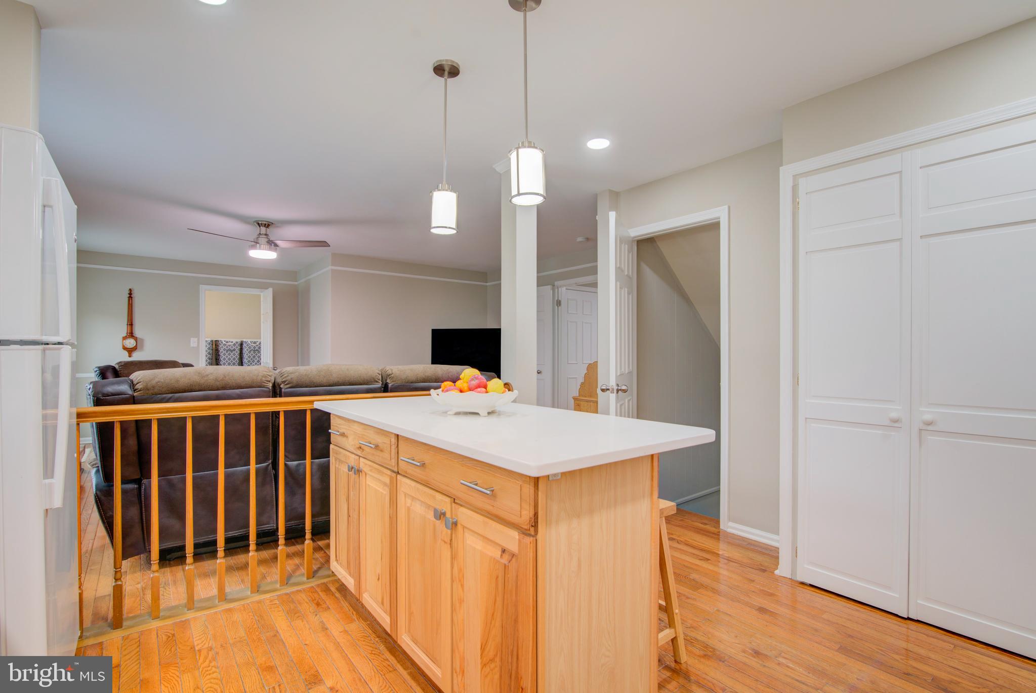 LAKE RIDGE - Residential