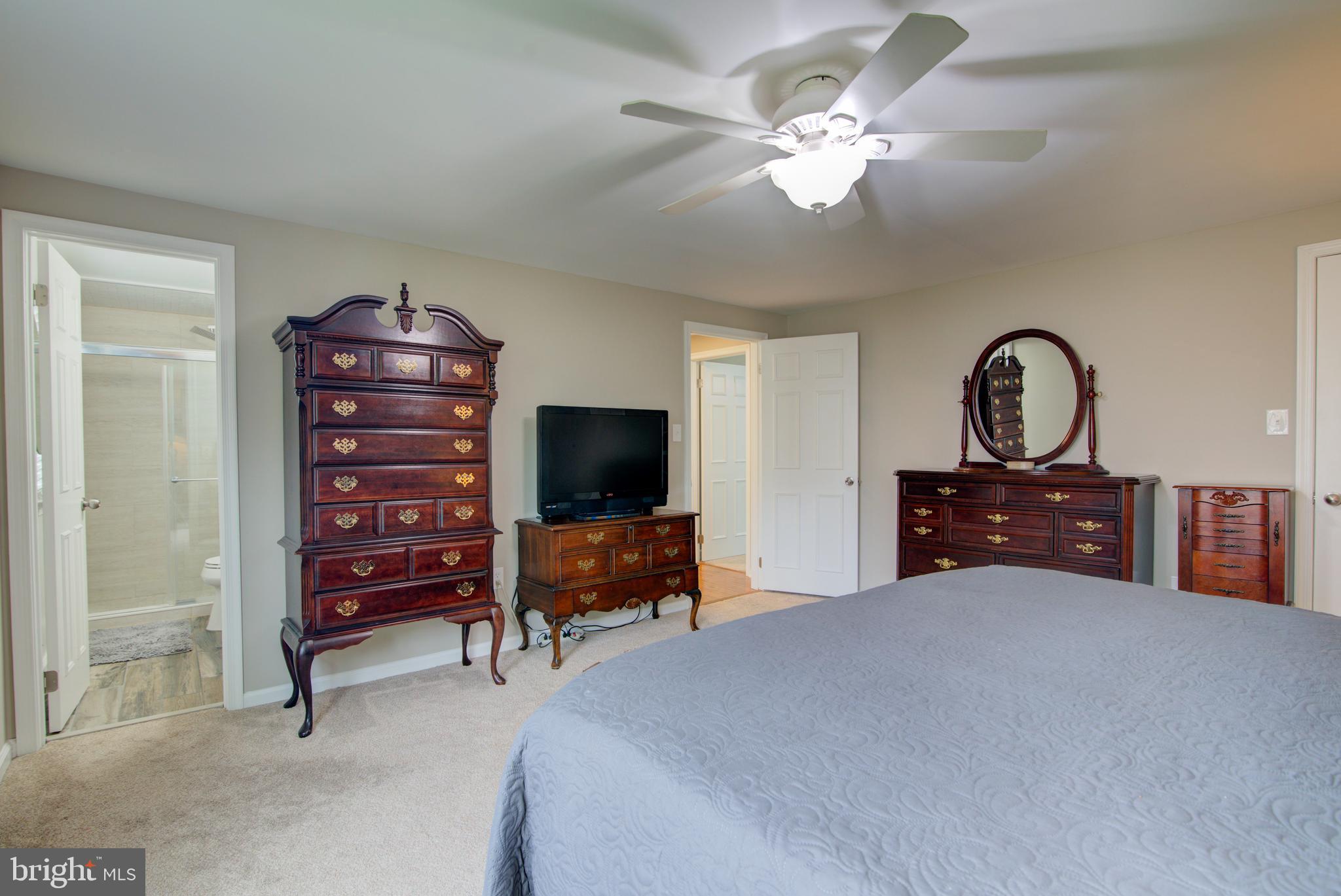 LAKE RIDGE - Residential