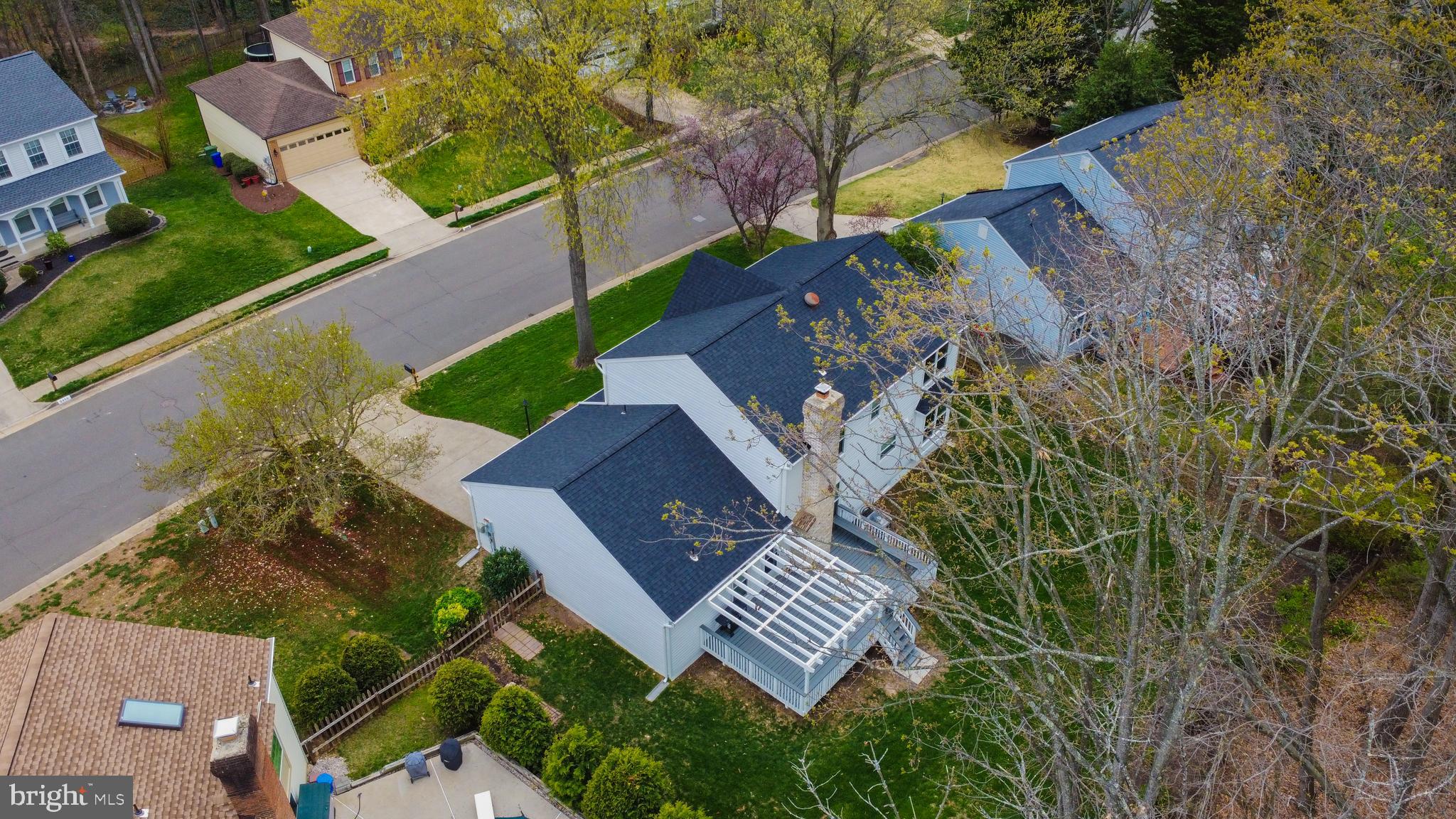 LAKE RIDGE - Residential