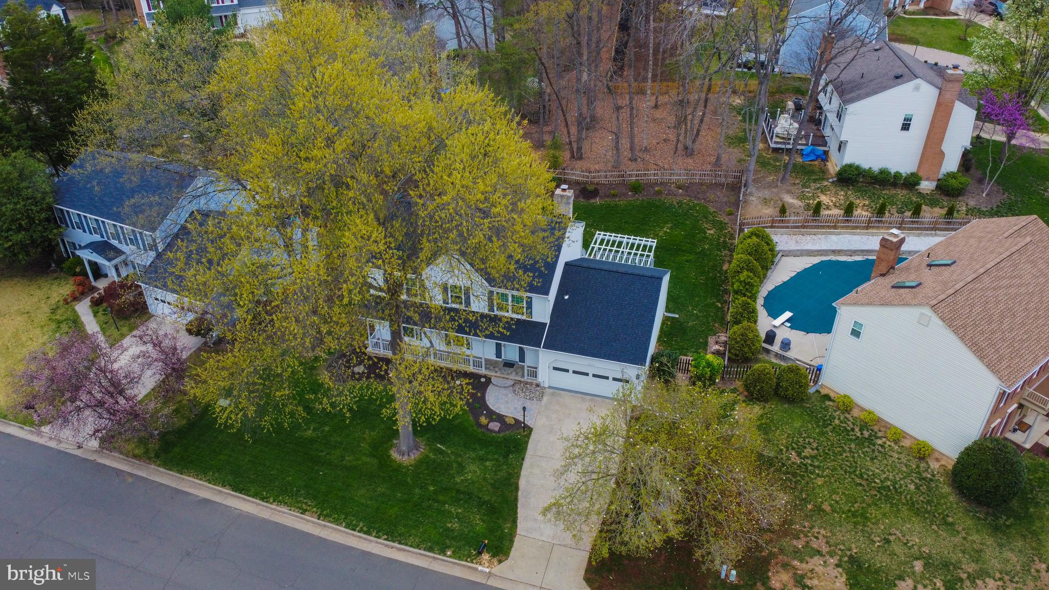 LAKE RIDGE - Residential