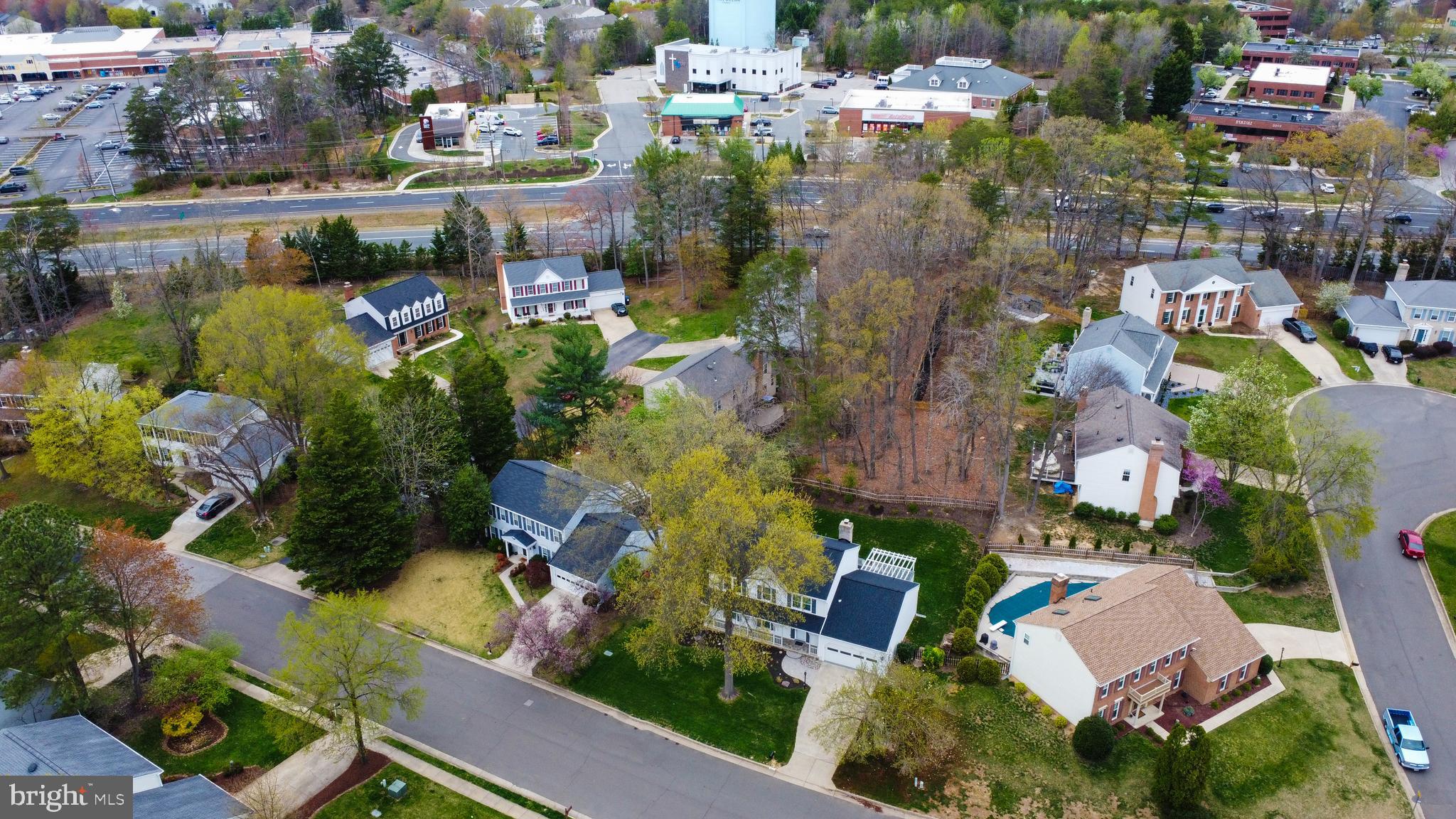 LAKE RIDGE - Residential