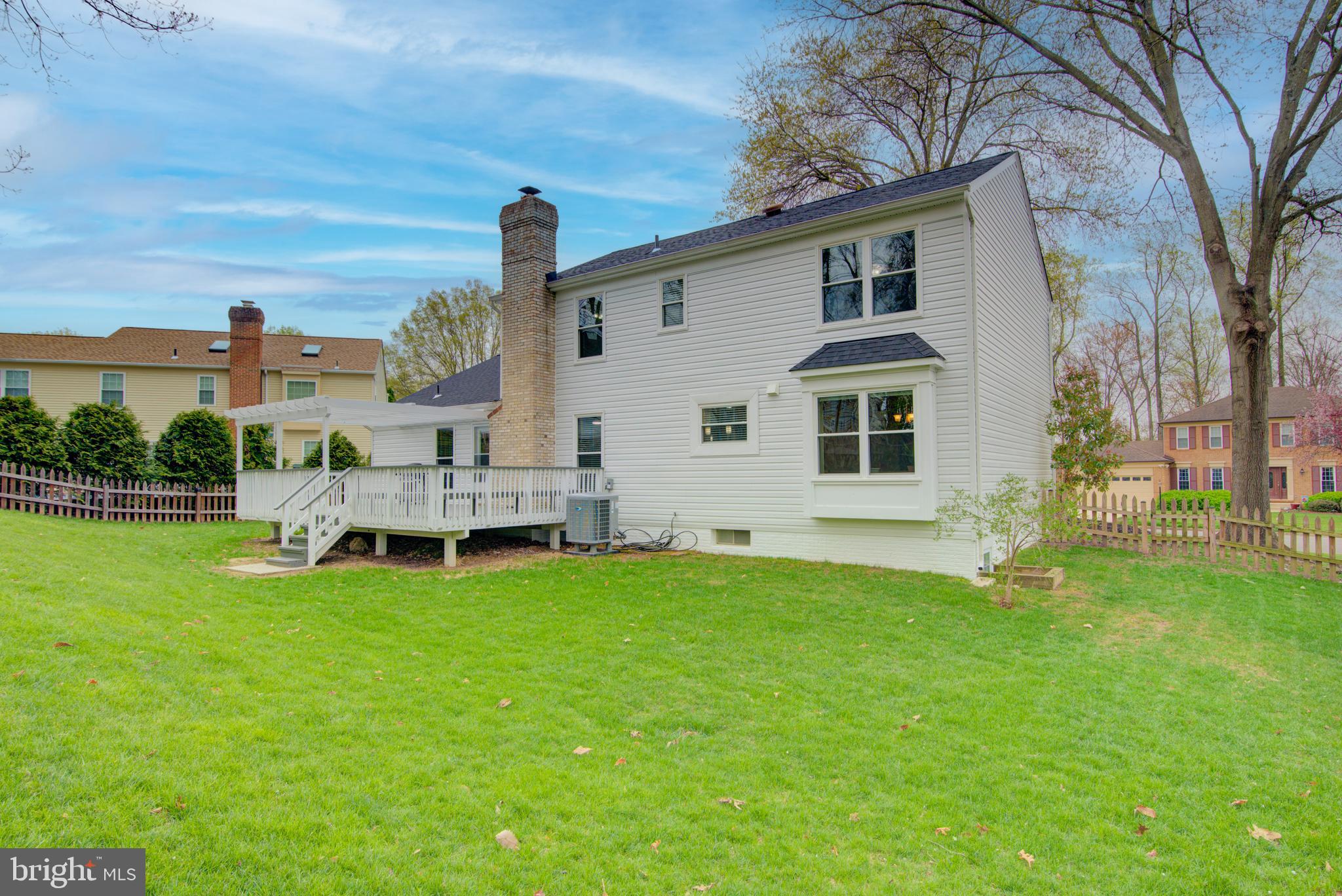 LAKE RIDGE - Residential