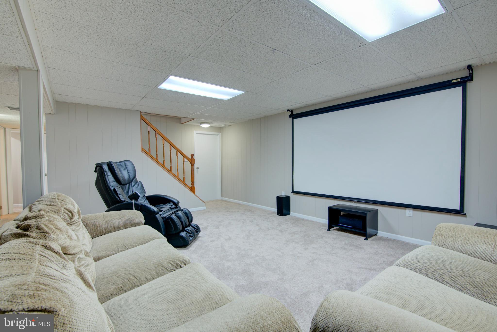 LAKE RIDGE - Residential