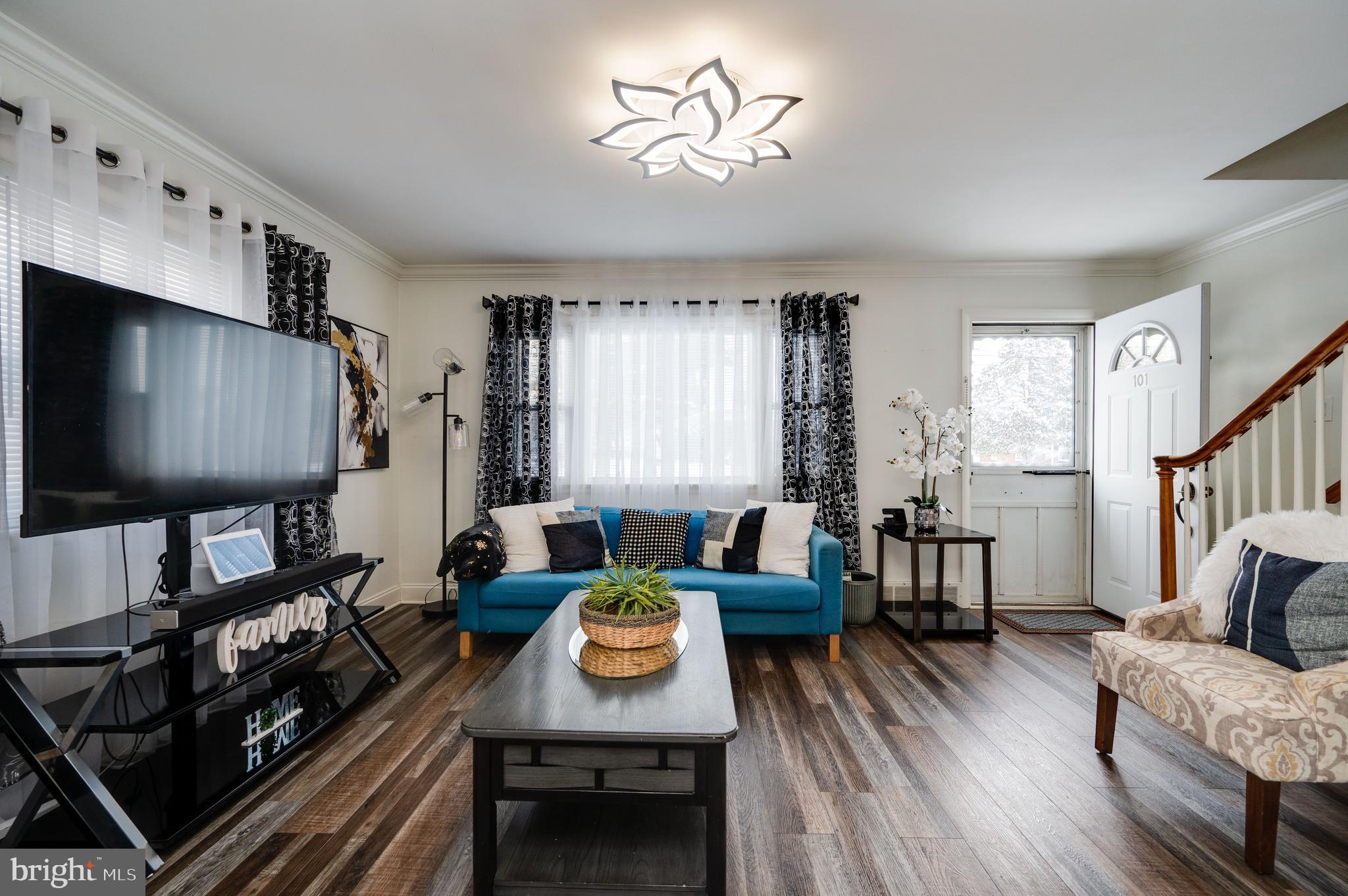 HYDE PARK - Residential