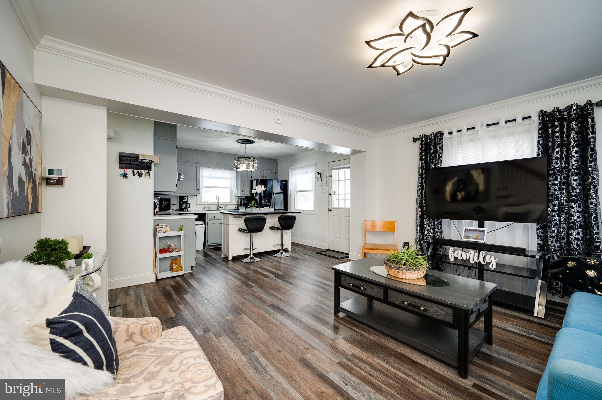 HYDE PARK - Residential