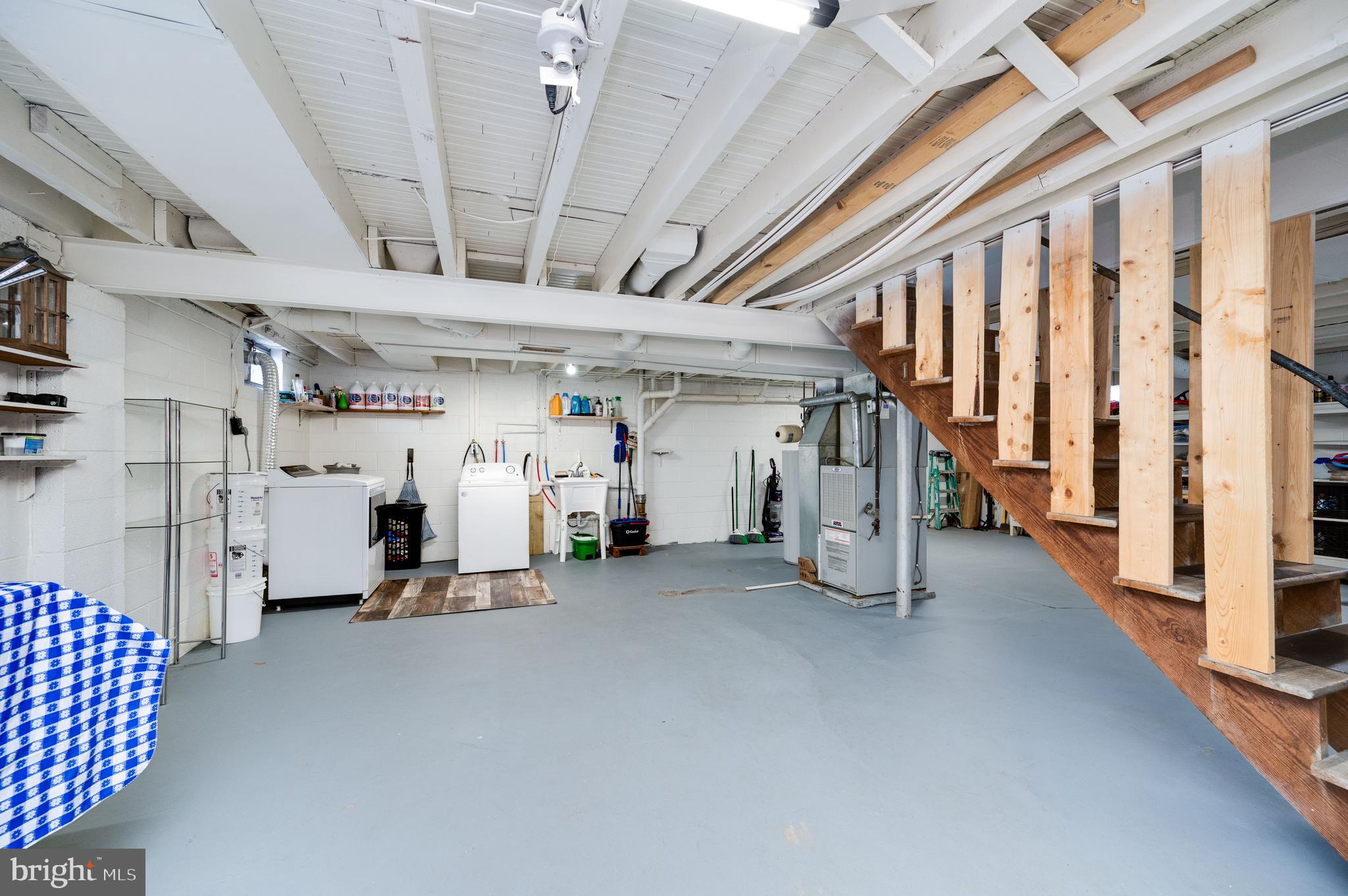 HYDE PARK - Residential