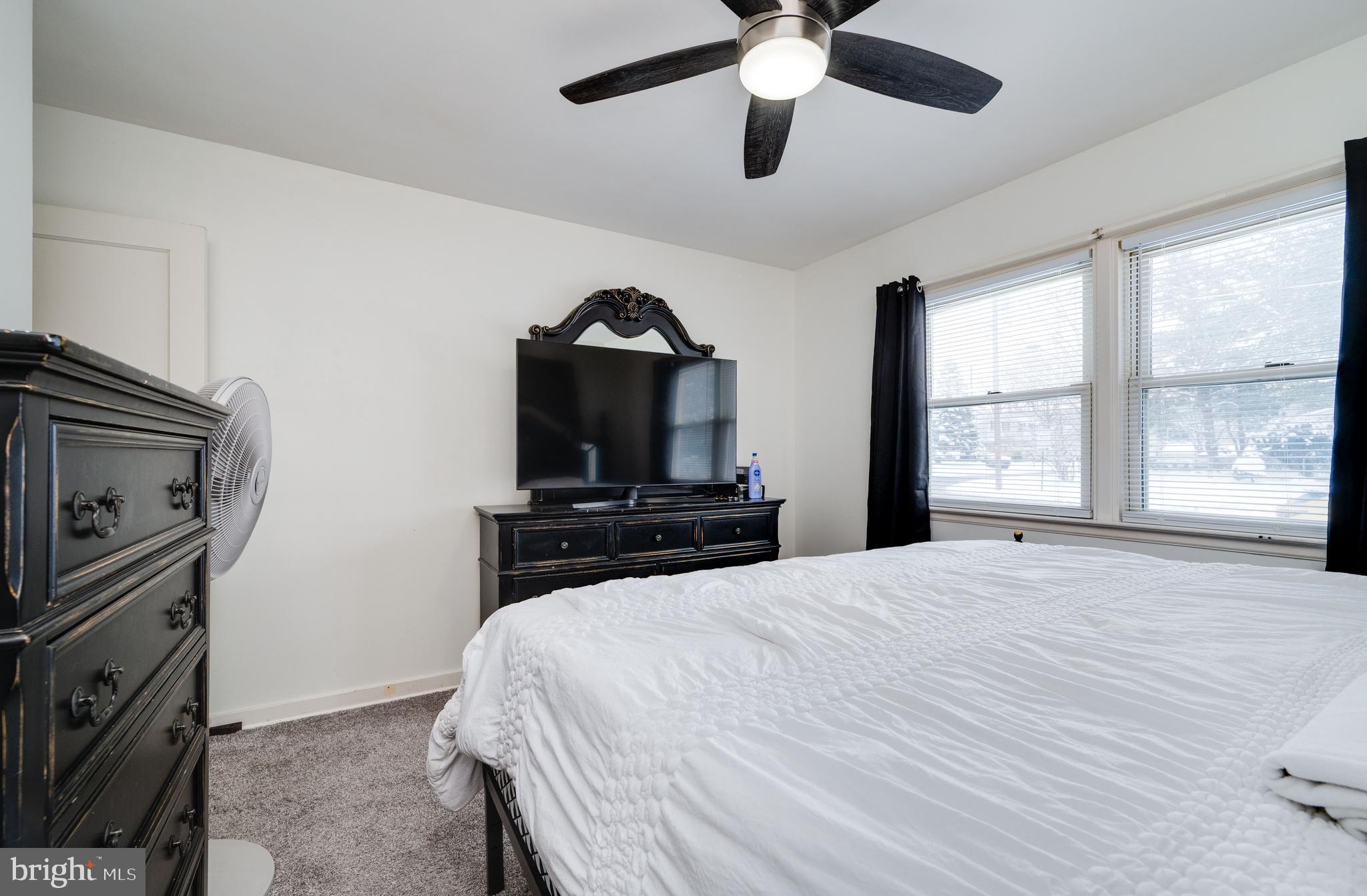 HYDE PARK - Residential