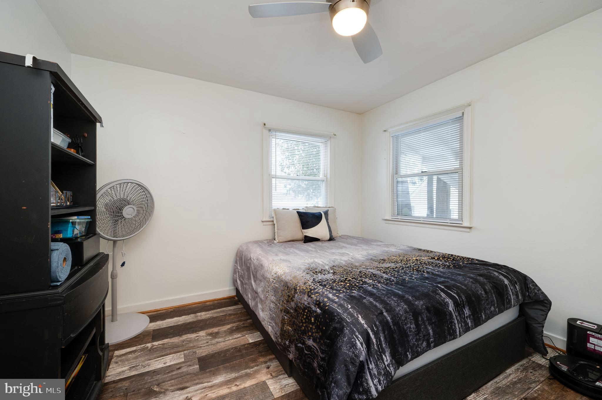 HYDE PARK - Residential