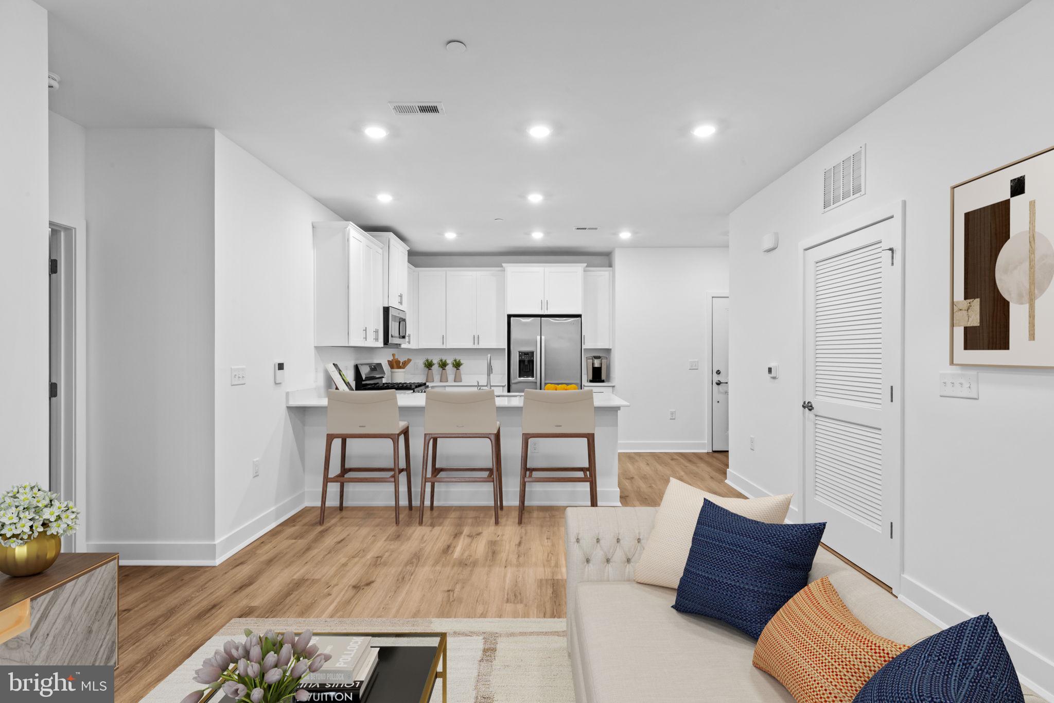 28304 RADFORD